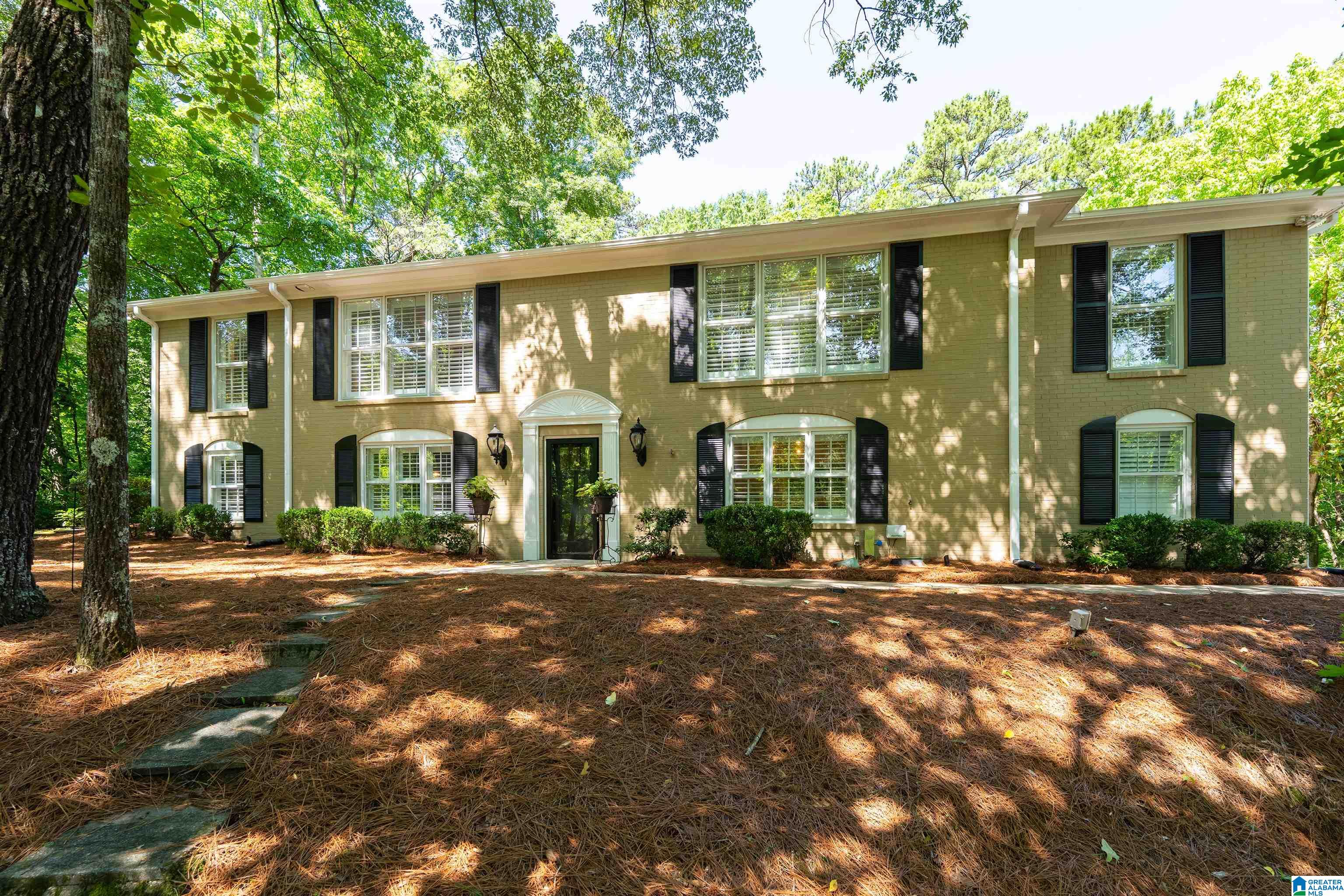 610 RIVERCHASE PARKWAY W