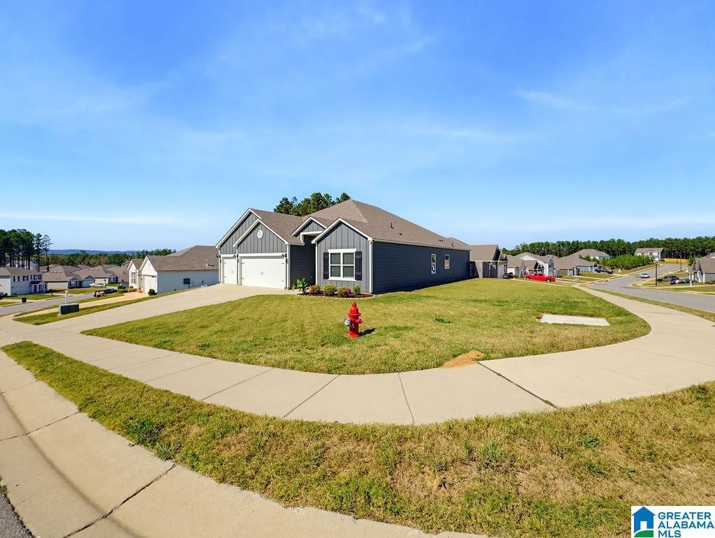 228 ARLINGTON LOOP