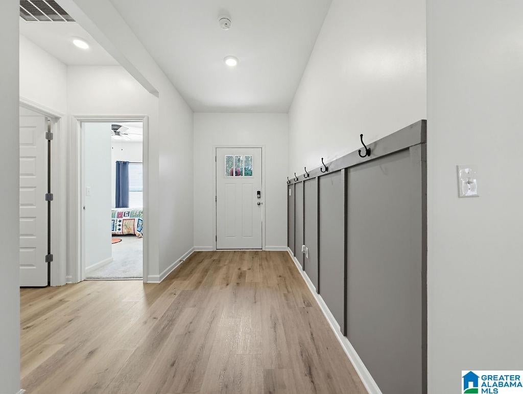228 ARLINGTON LOOP