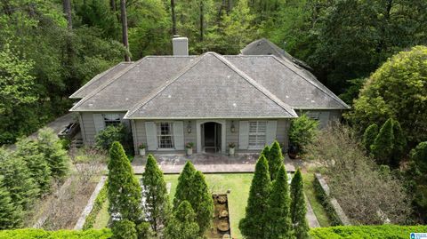 3821 GLENCOE DRIVE MOUNTAIN BROOK AL 35213