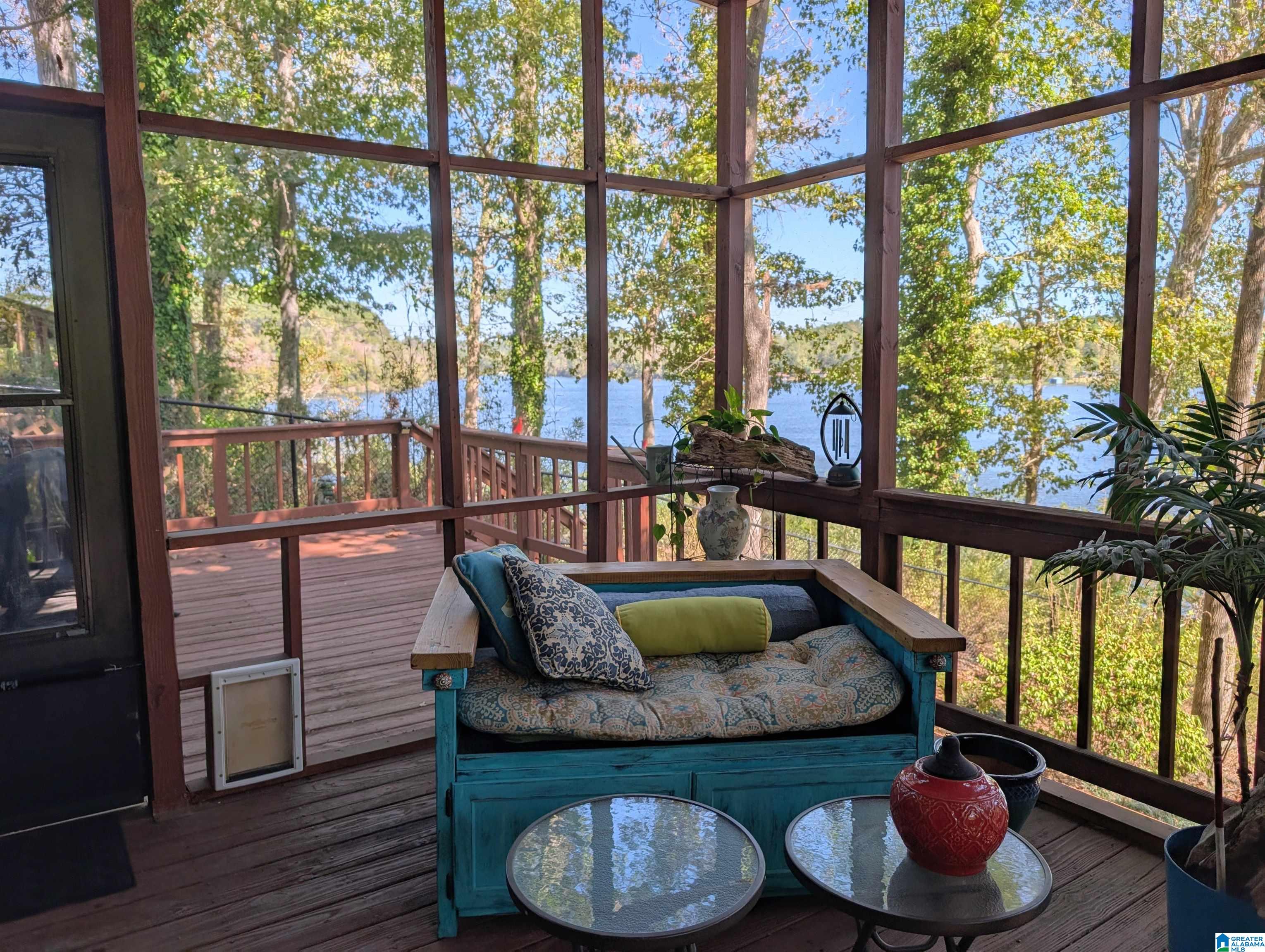 608 SMITH CAMP LOOP