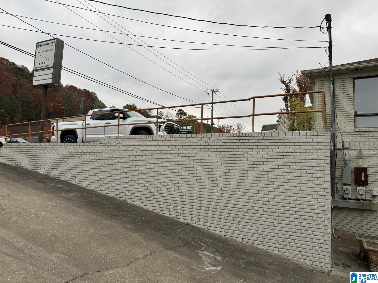 Photo 1 of 32 — 223 1ST STREET N 1, ALABASTER, AL 35007