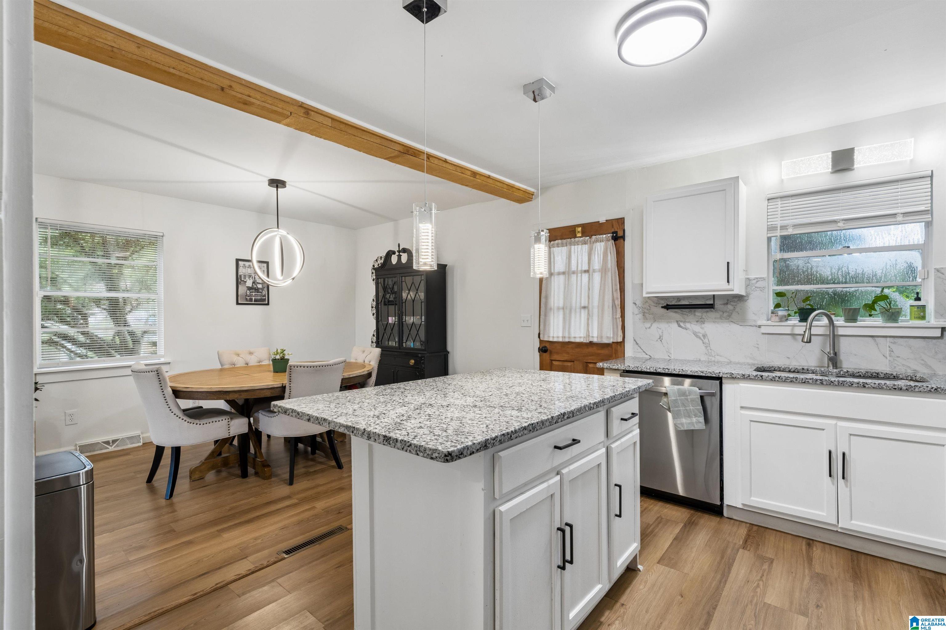 509 LYNNWOOD CIRCLE
