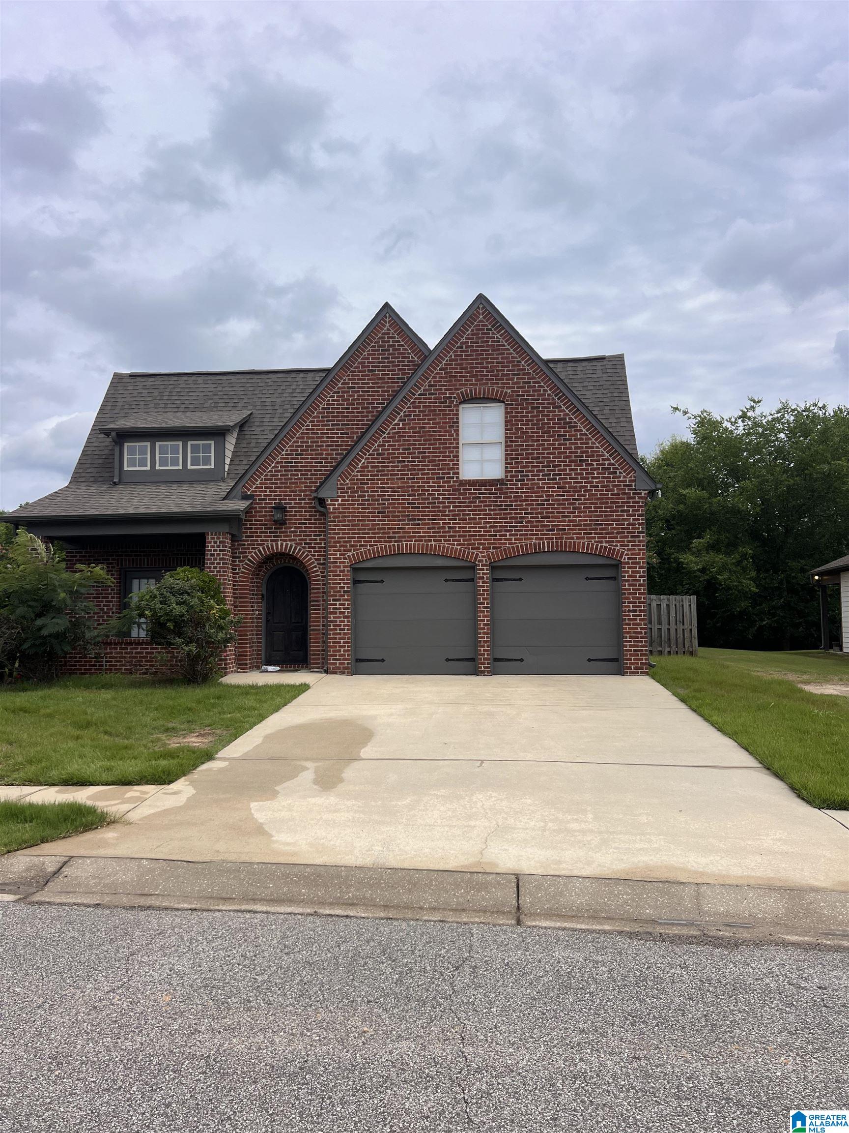 Photo 1 of 32 — 1334 MOUNTAIN LANE, GARDENDALE, AL 35071