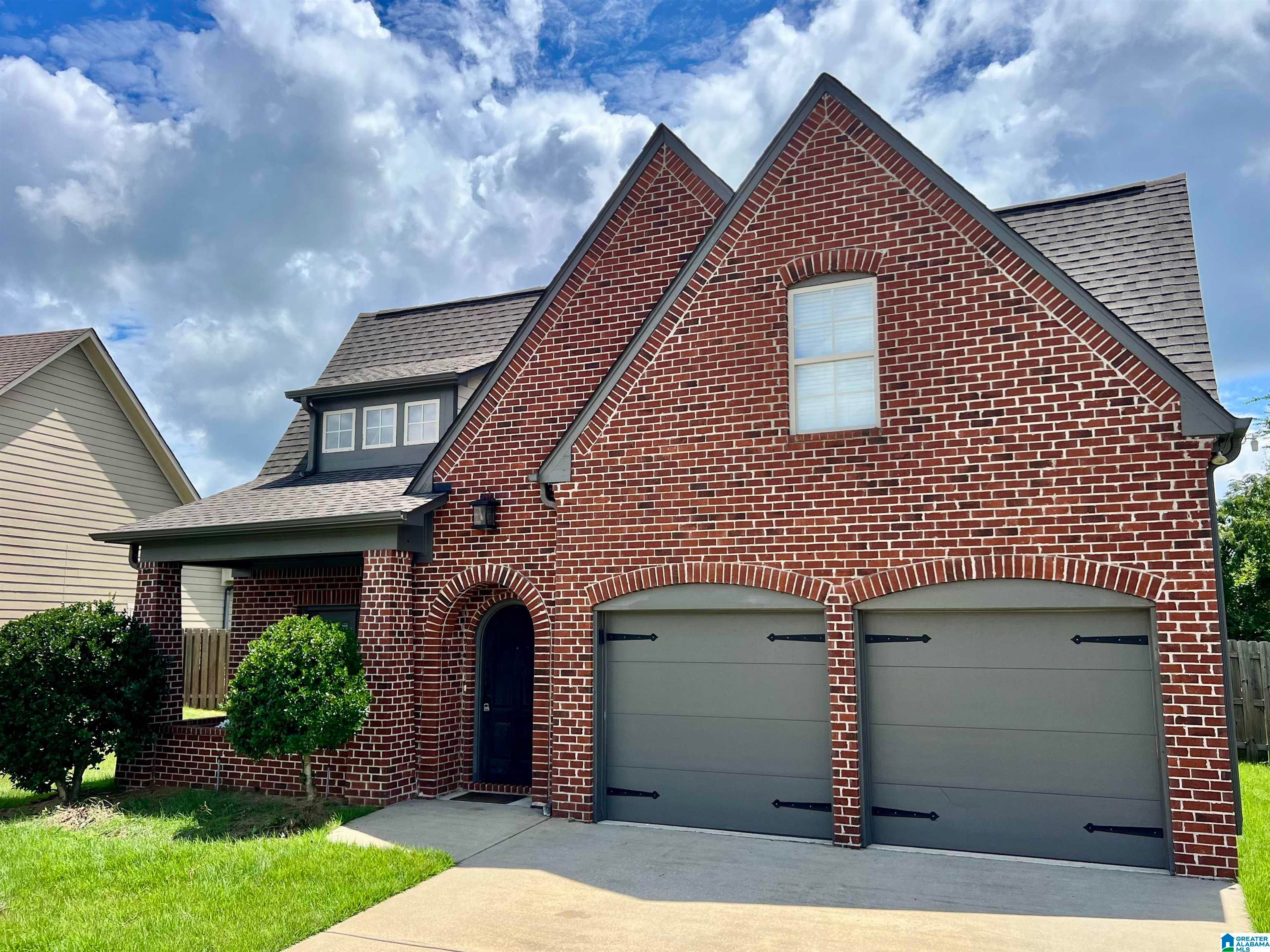 1334 MOUNTAIN LANE
