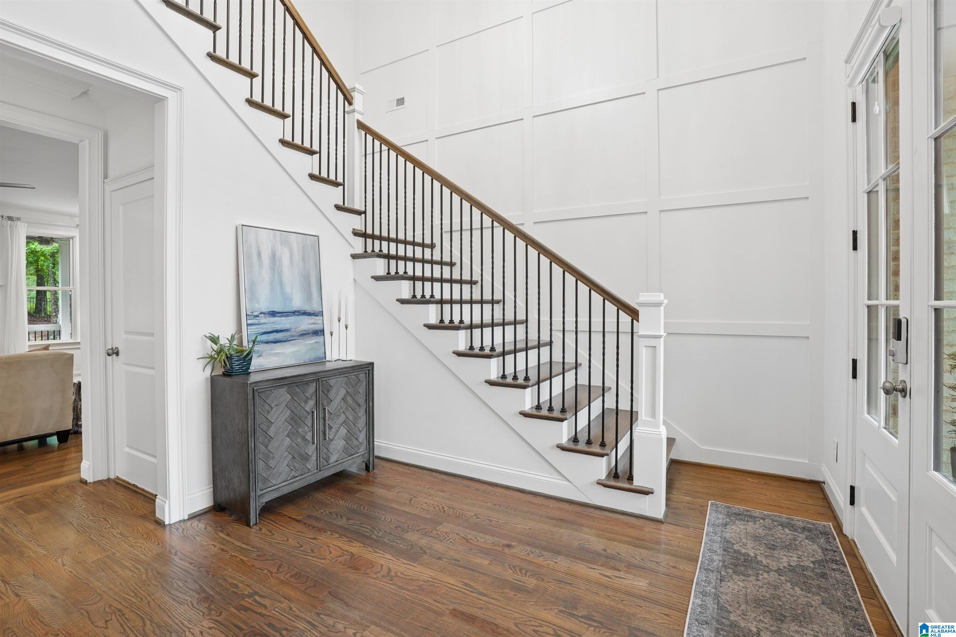 2004 GLENDALE CIRCLE
