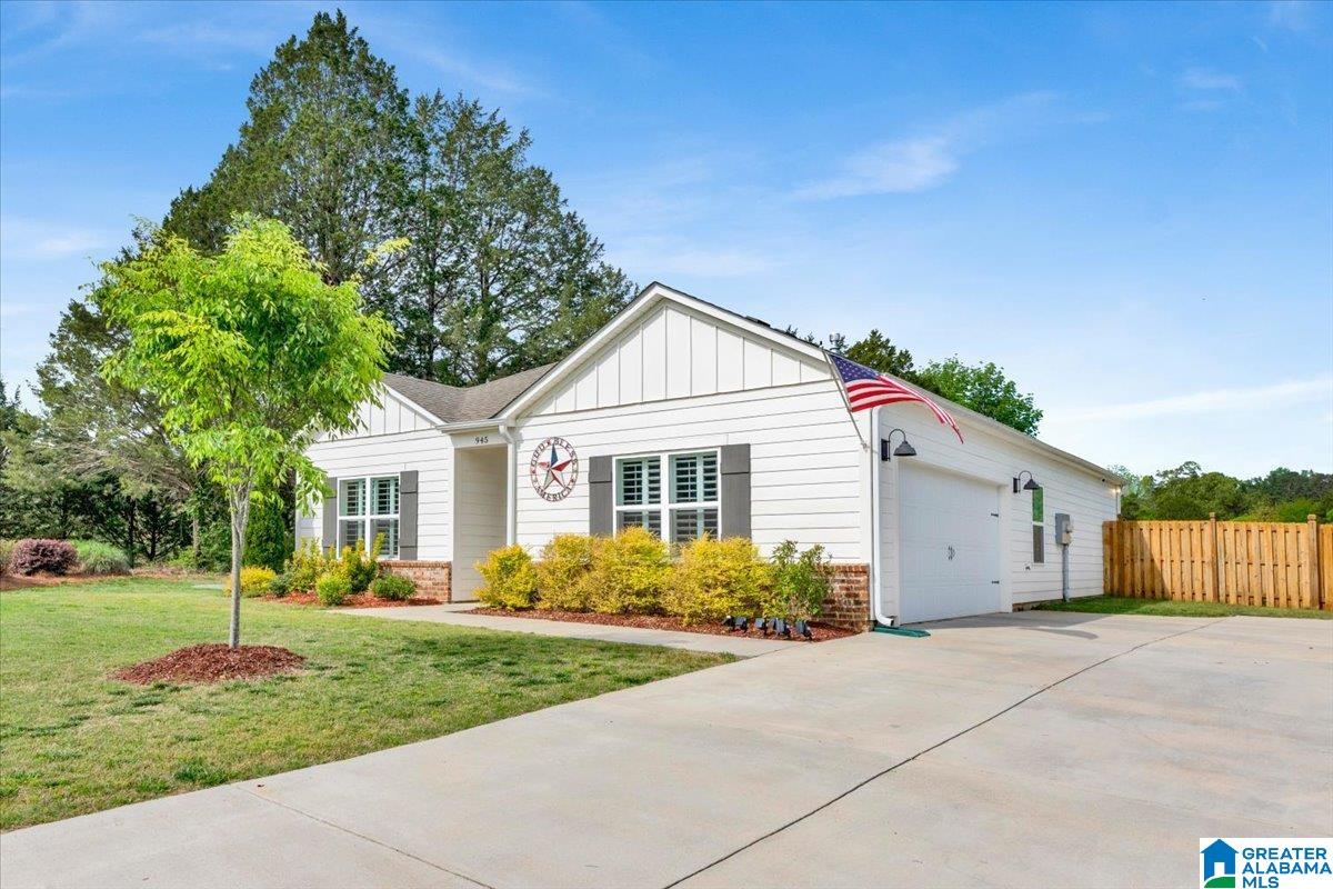 945 ARCHERS TRAIL NORTH N