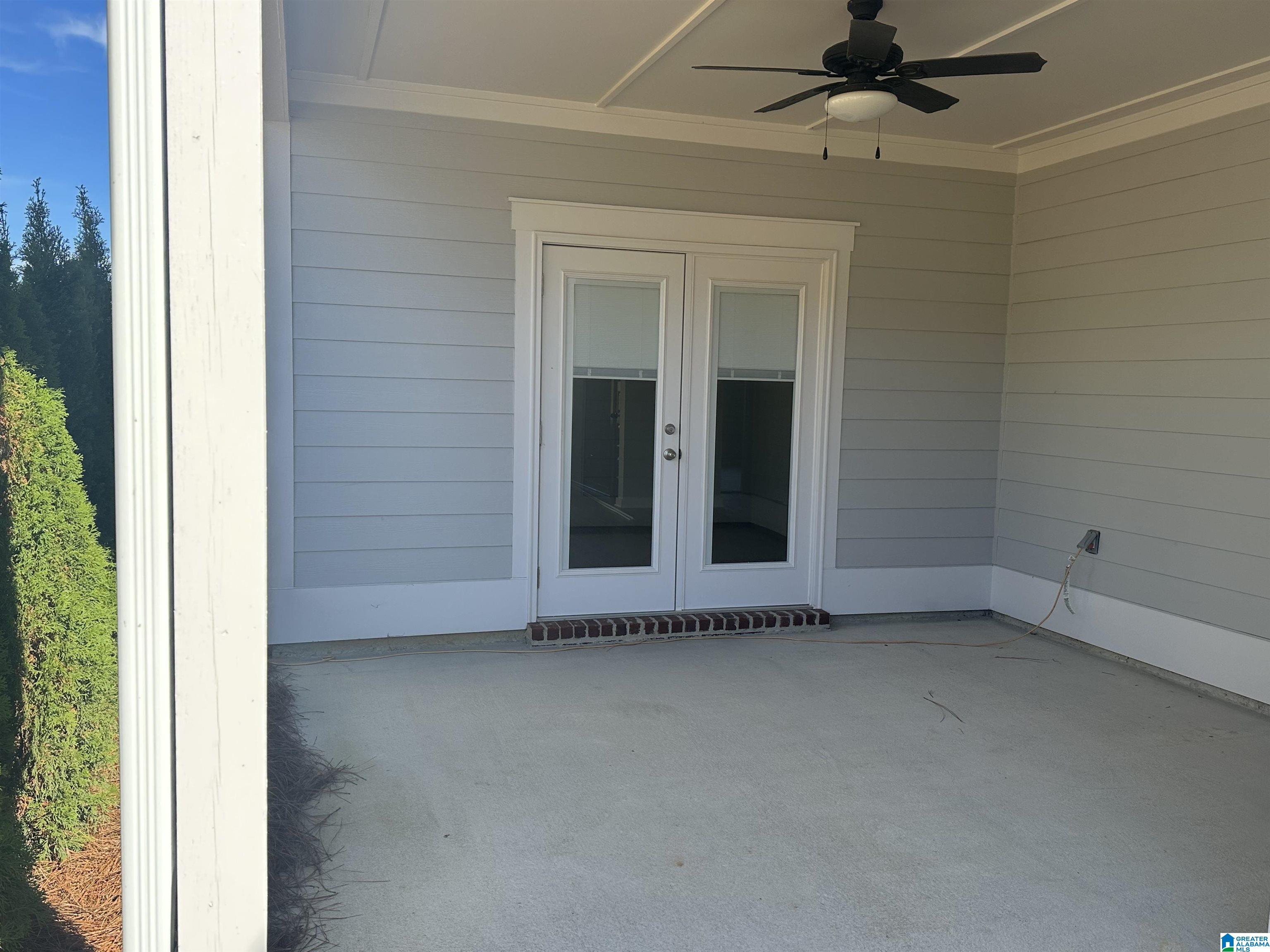 1004 UNALI TOWNES LOOP