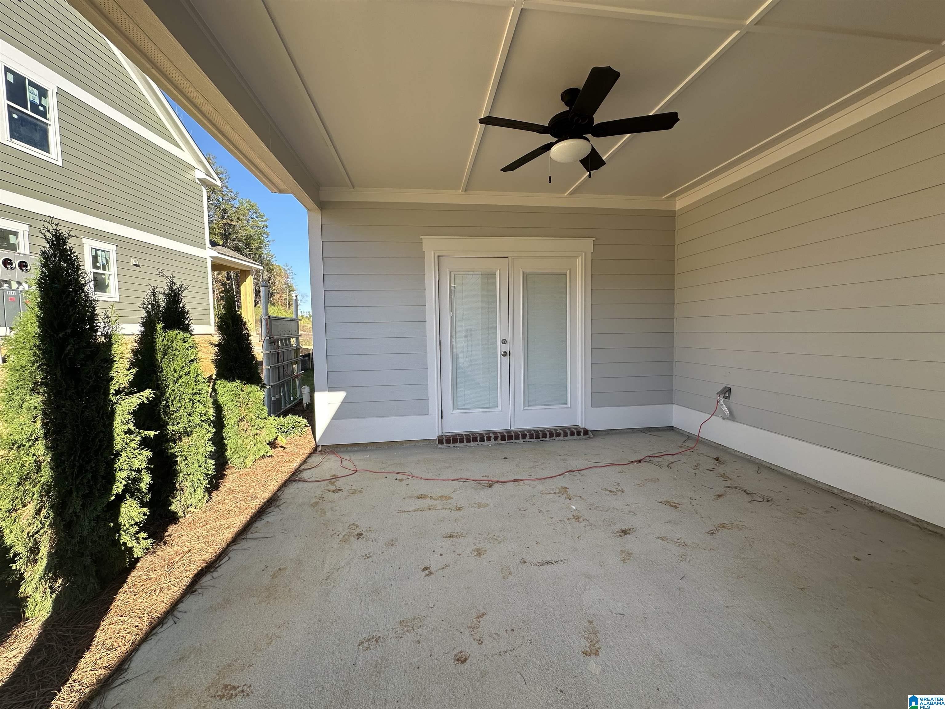 1004 UNALI TOWNES LOOP