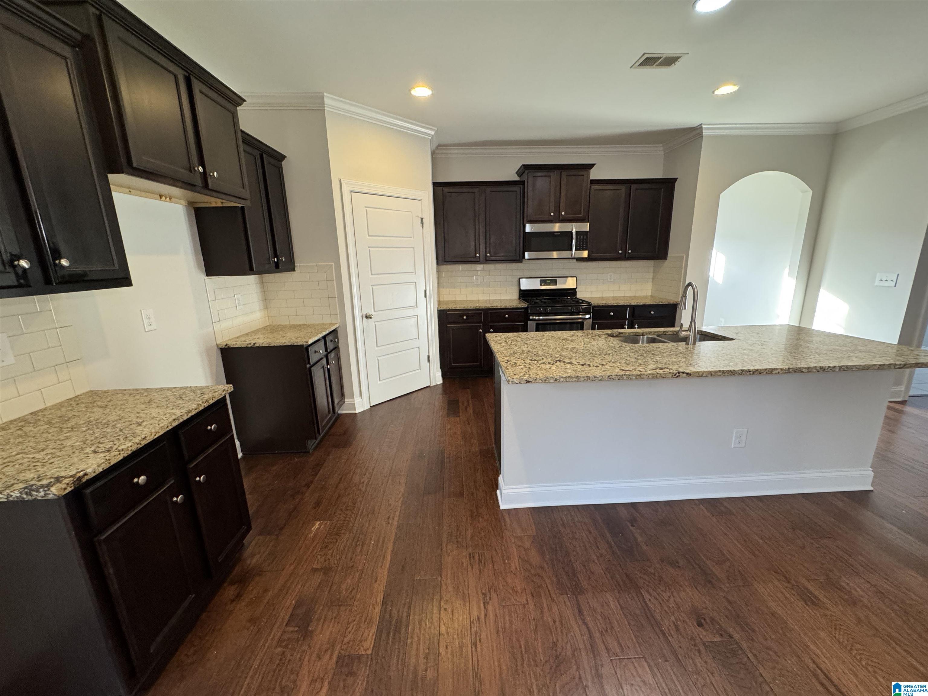 662 CHELSEA STATION CIRCLE