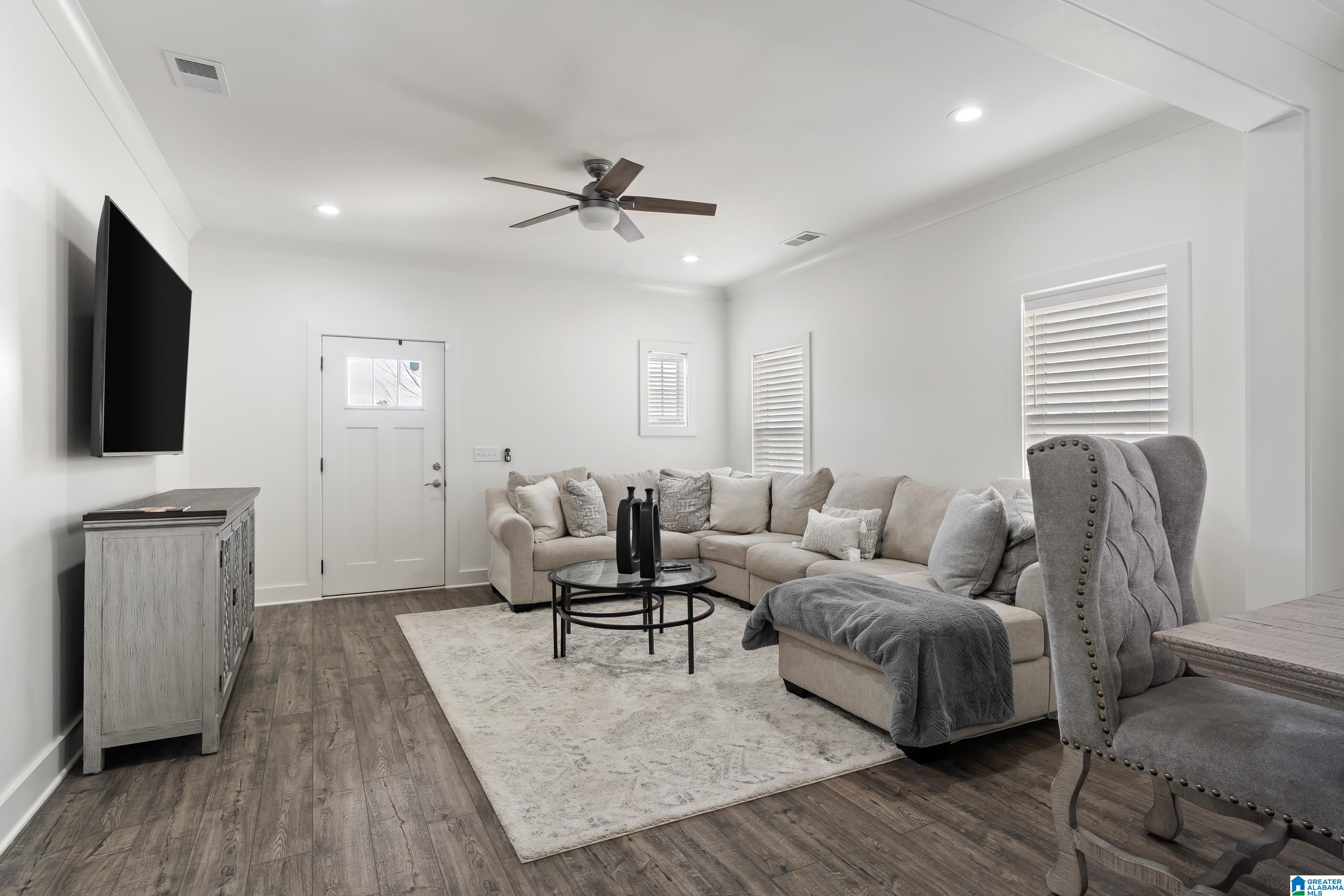 1332 KENSINGTON BOULEVARD