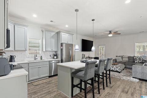 1332 KENSINGTON BOULEVARD CALERA AL 35040