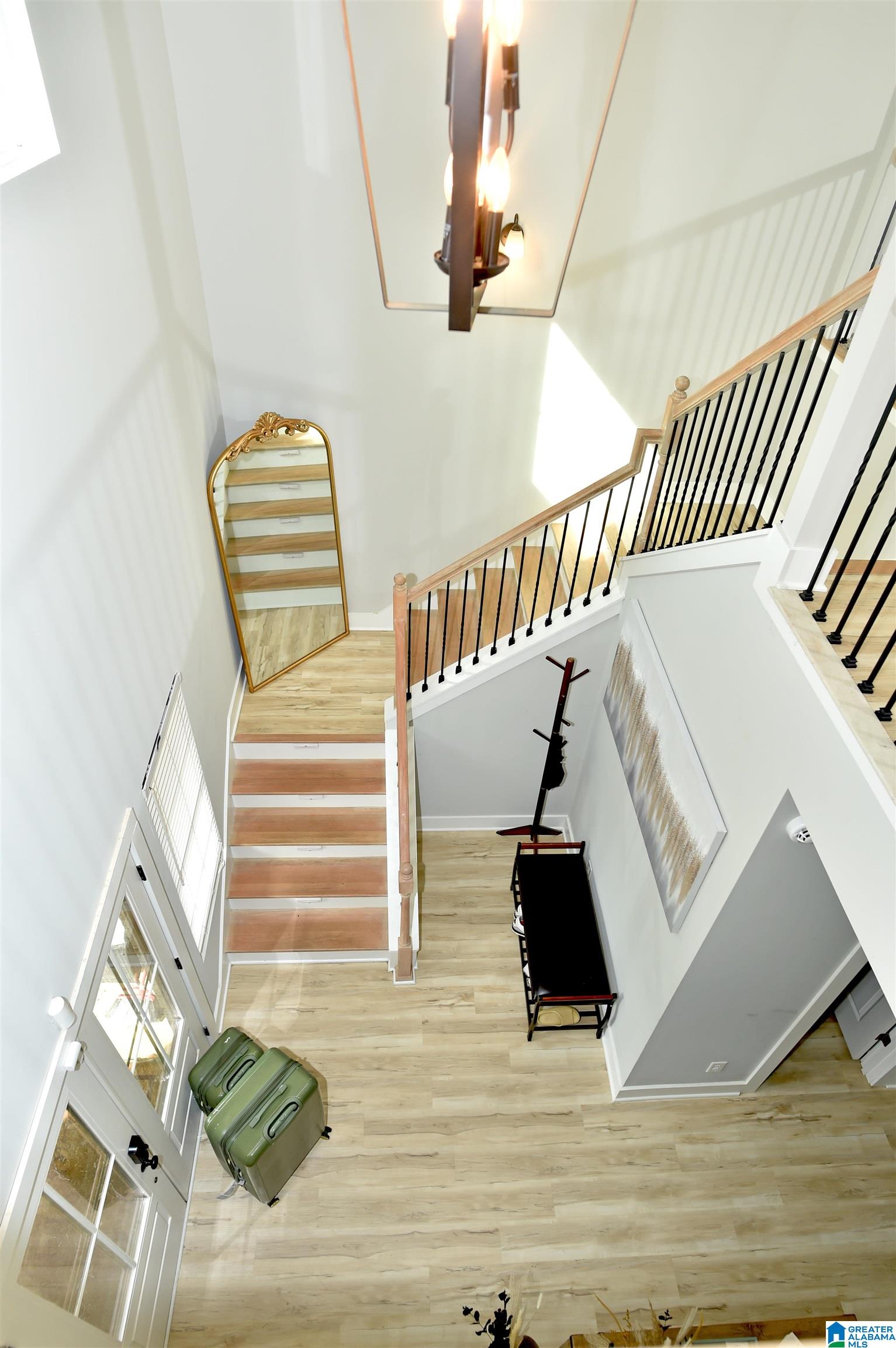 8557 SHADY TRAIL