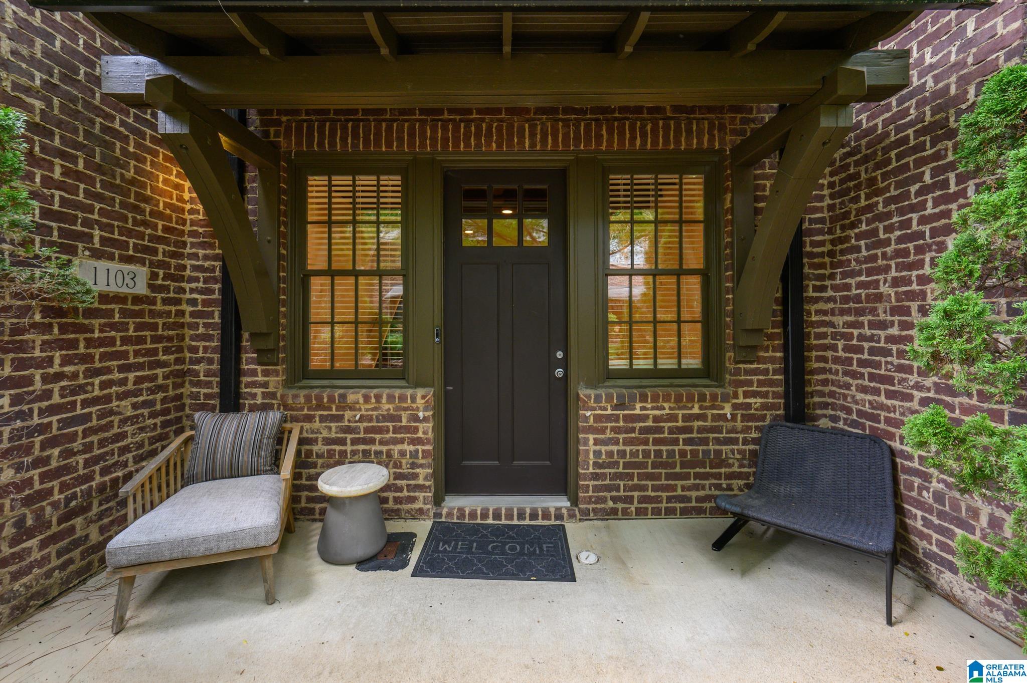 1103 BARRISTERS COURT