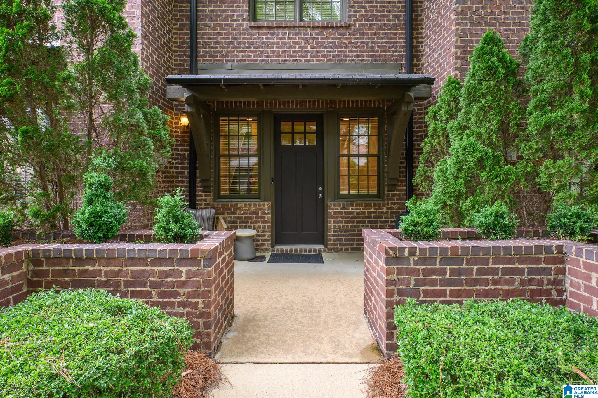 1103 BARRISTERS COURT