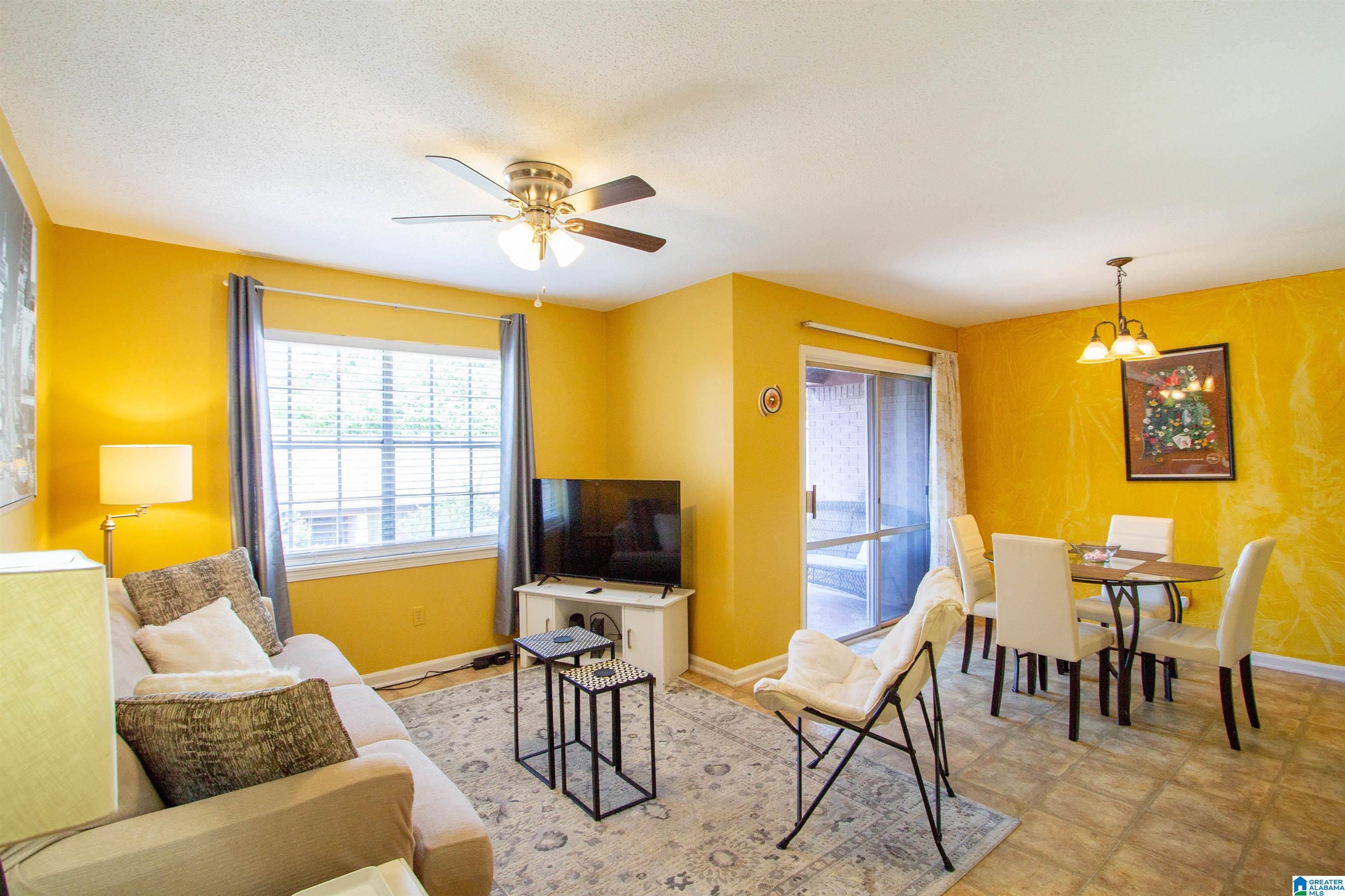 1570 15TH STREET S 1570