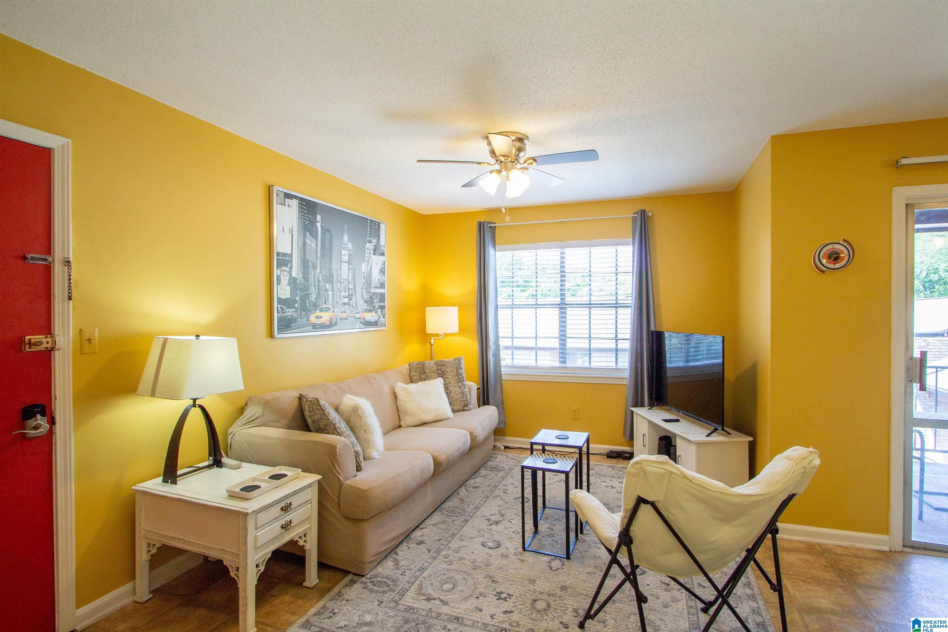 1570 15TH STREET S 1570