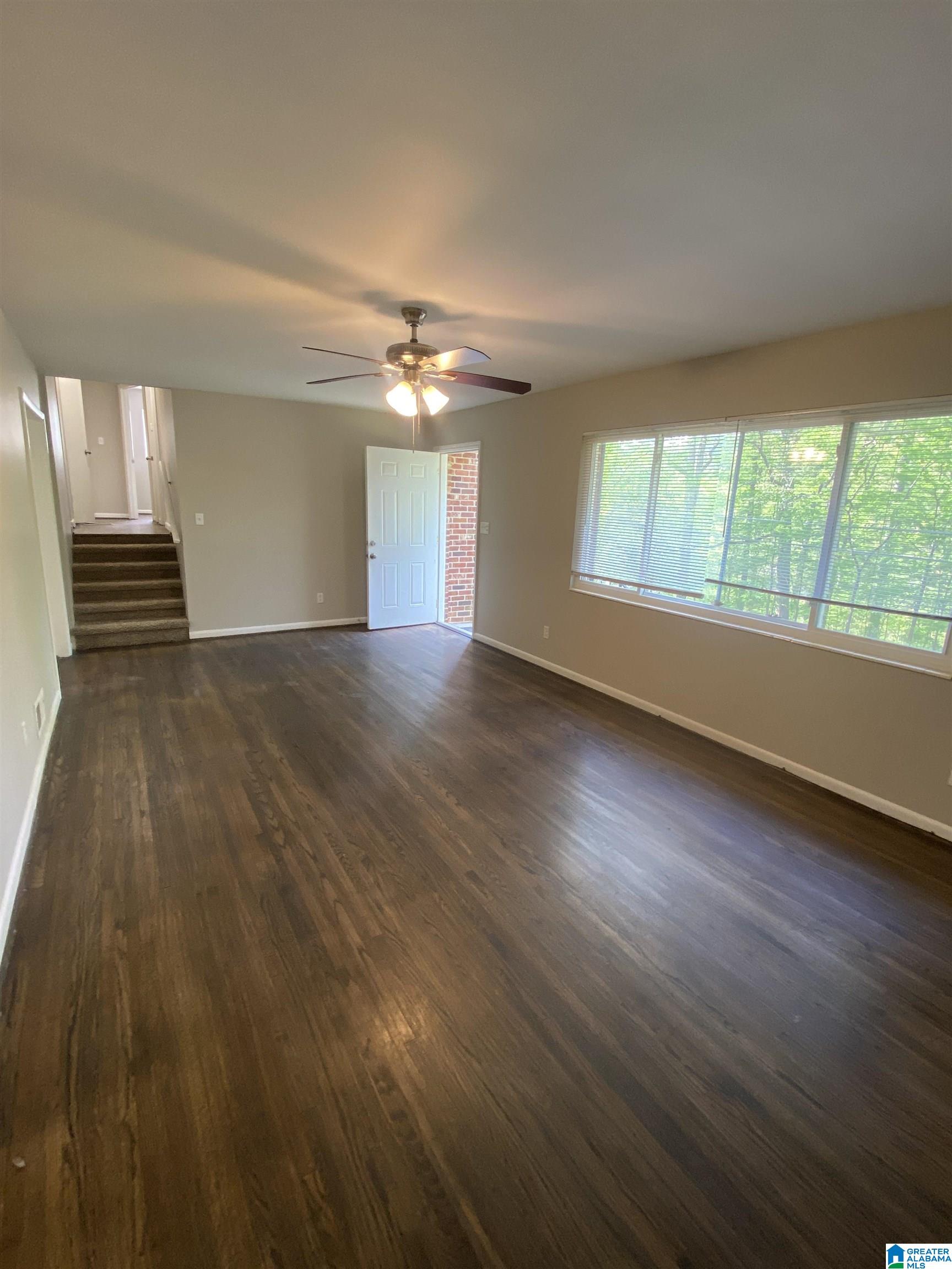 1009 SPRINGVIEW STREET