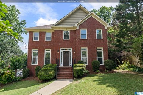 1812 CROSS CIRCLE HOOVER AL 35244