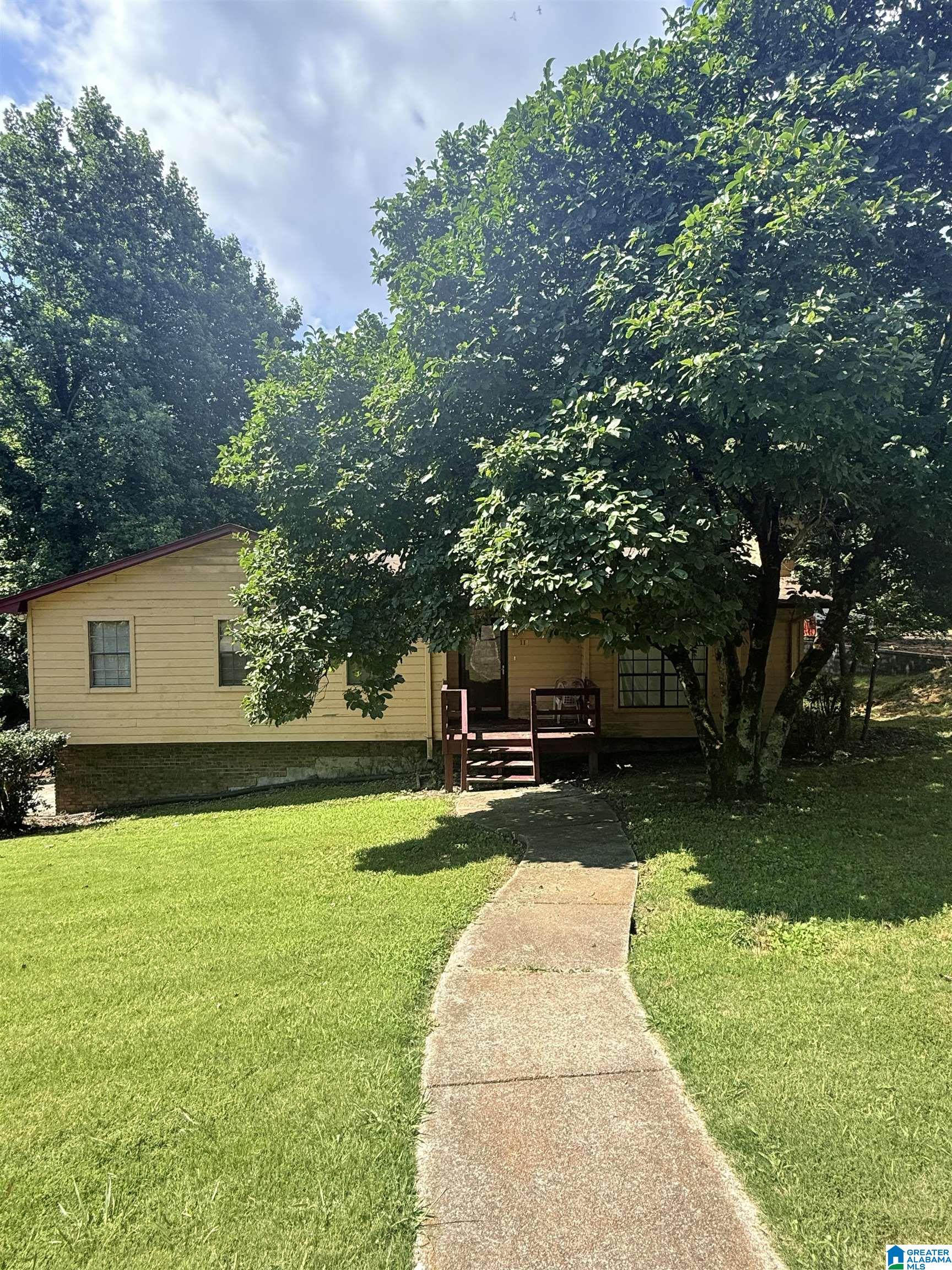 Photo 1 of 11 — 111 STONE RIDGE TRAIL, IRONDALE, AL 35210