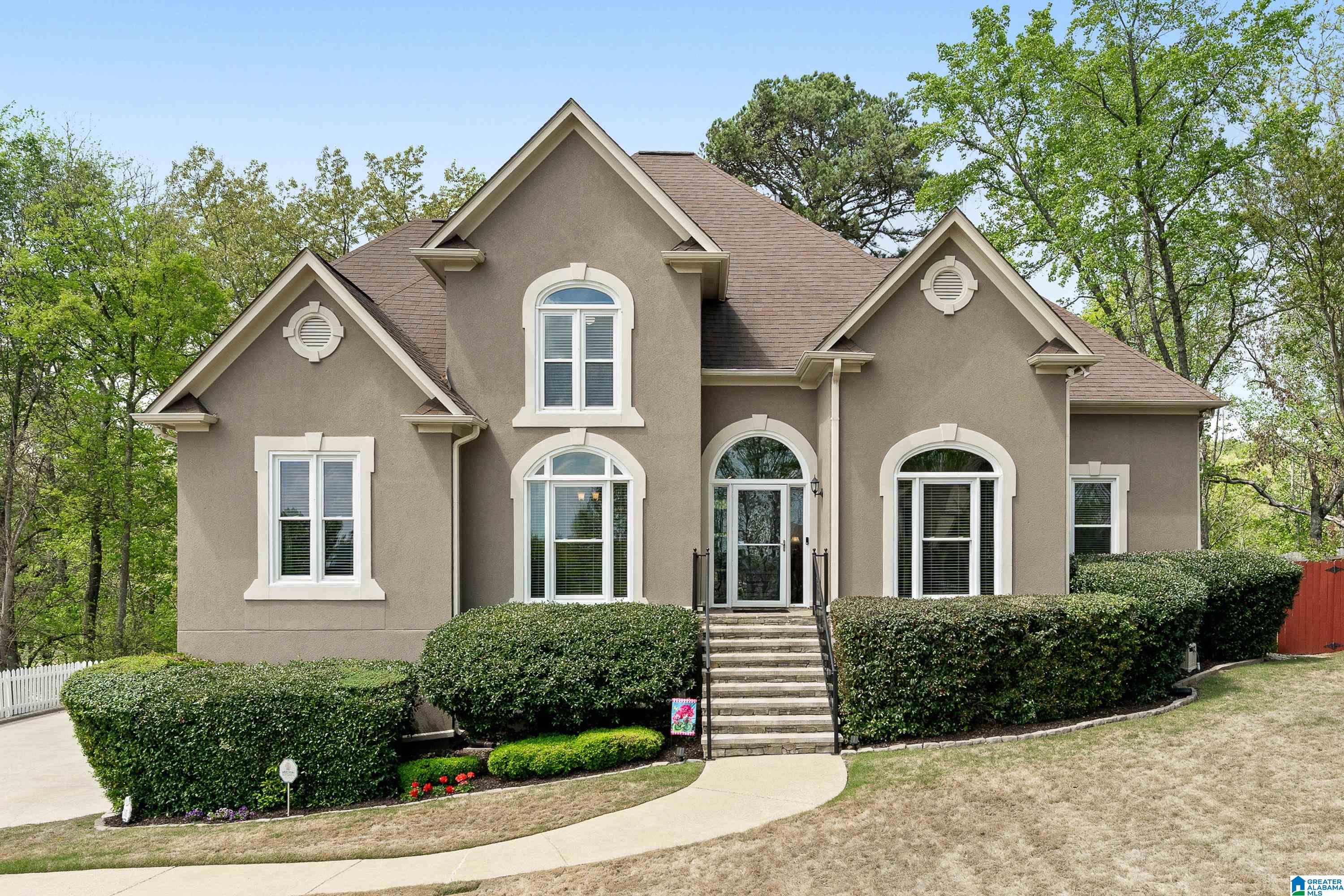 Photo 1 of 56 — 121 SOUTHVIEW DRIVE, HOOVER, AL 35244