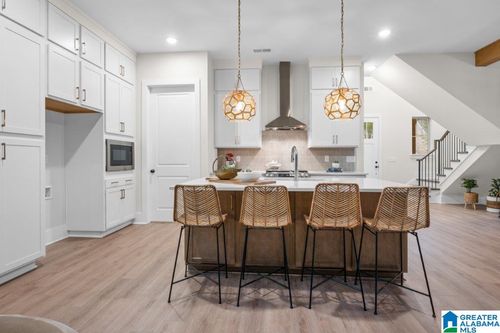 6169 LYNTON DRIVE