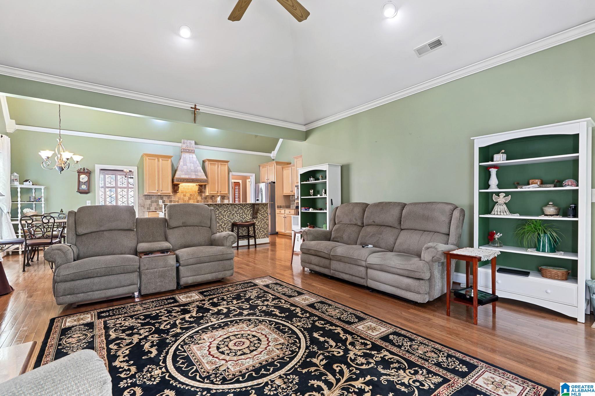 5478 VILLA TRACE