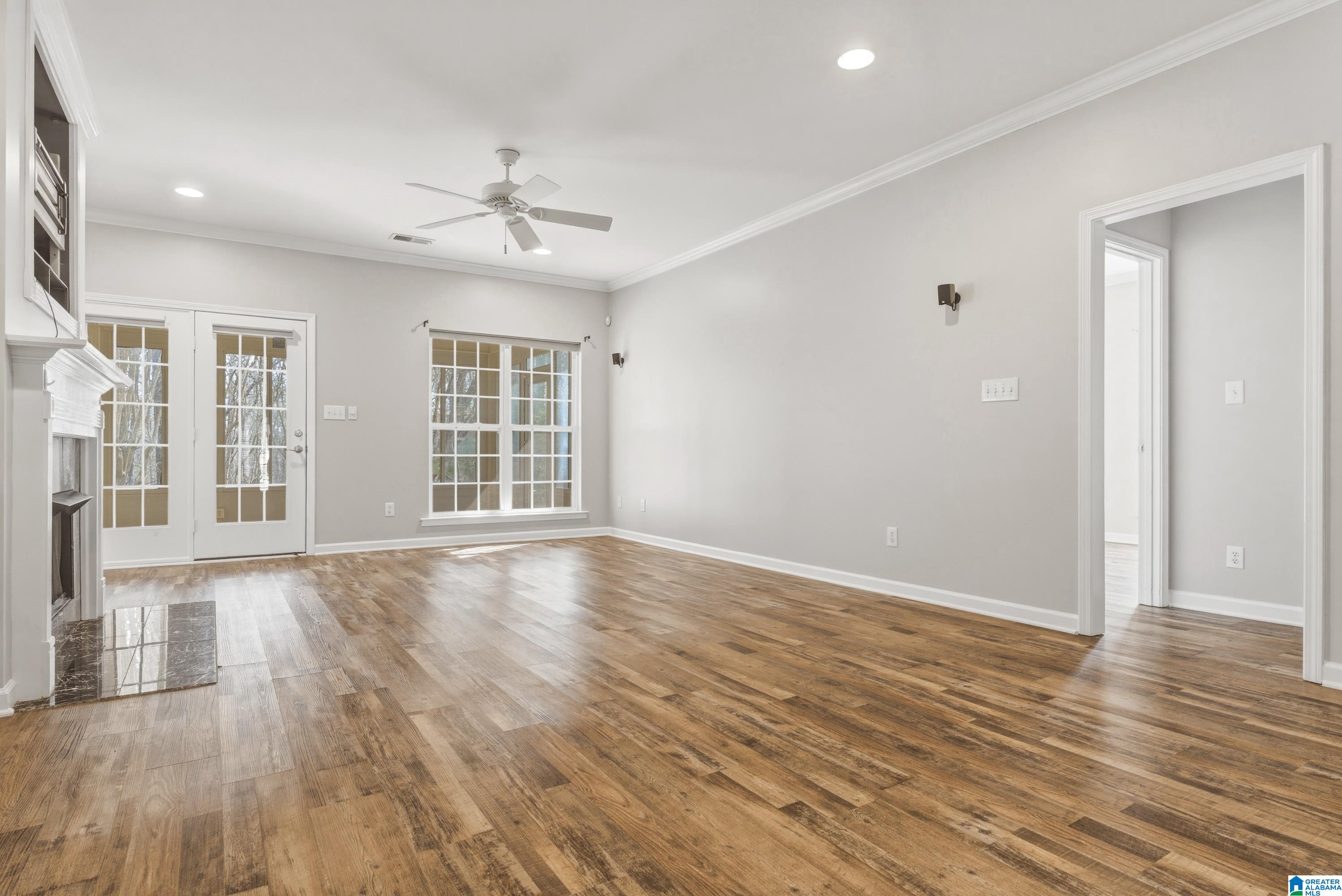 120 NARROWS POINT COURT