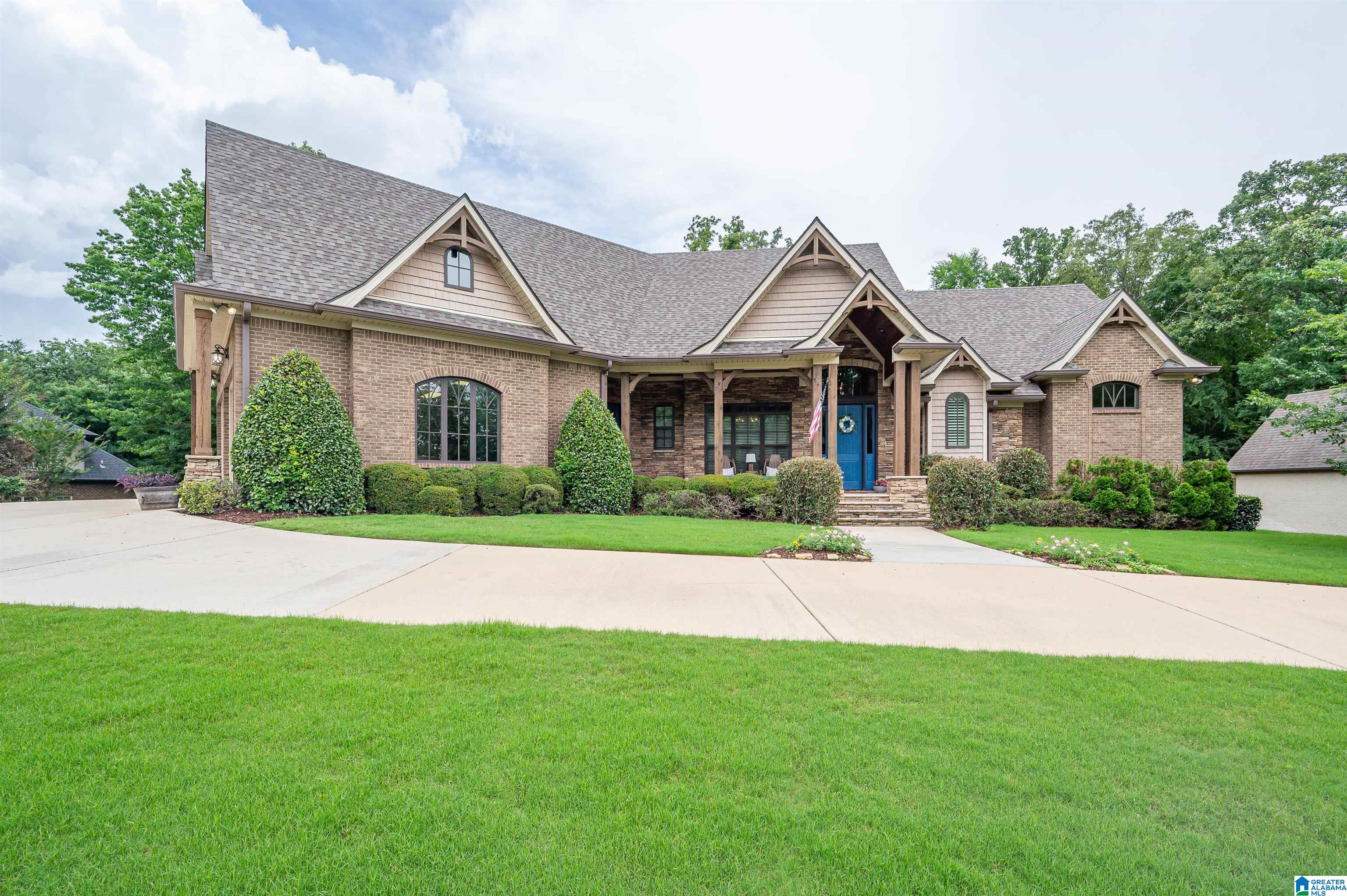221 RIVER OAKS DRIVE