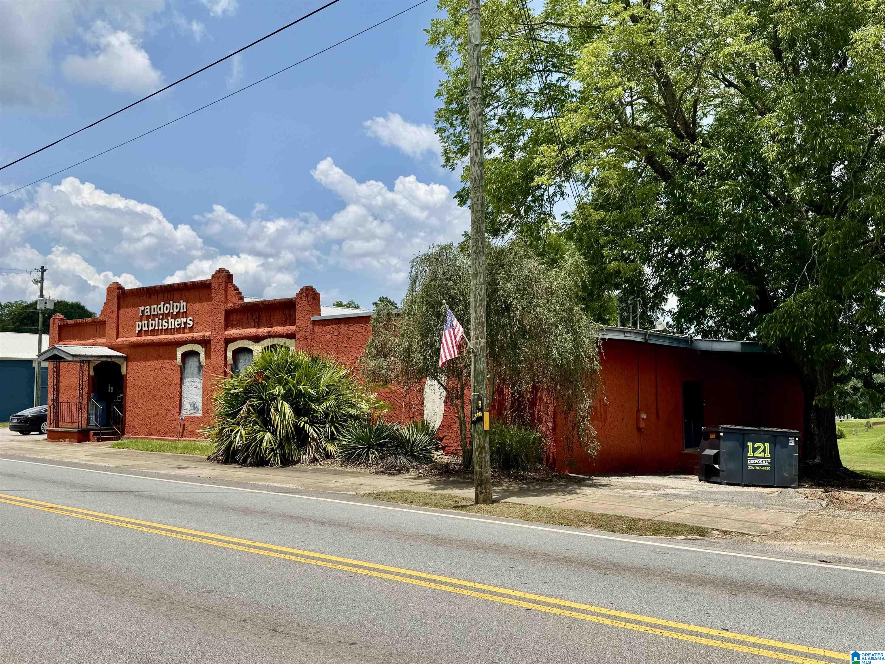 Photo 1 of 15 — 524 E MAIN STREET, ROANOKE, AL 36274