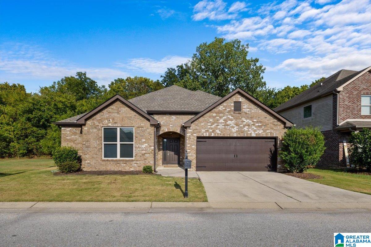 208 CREEKSIDE COURT