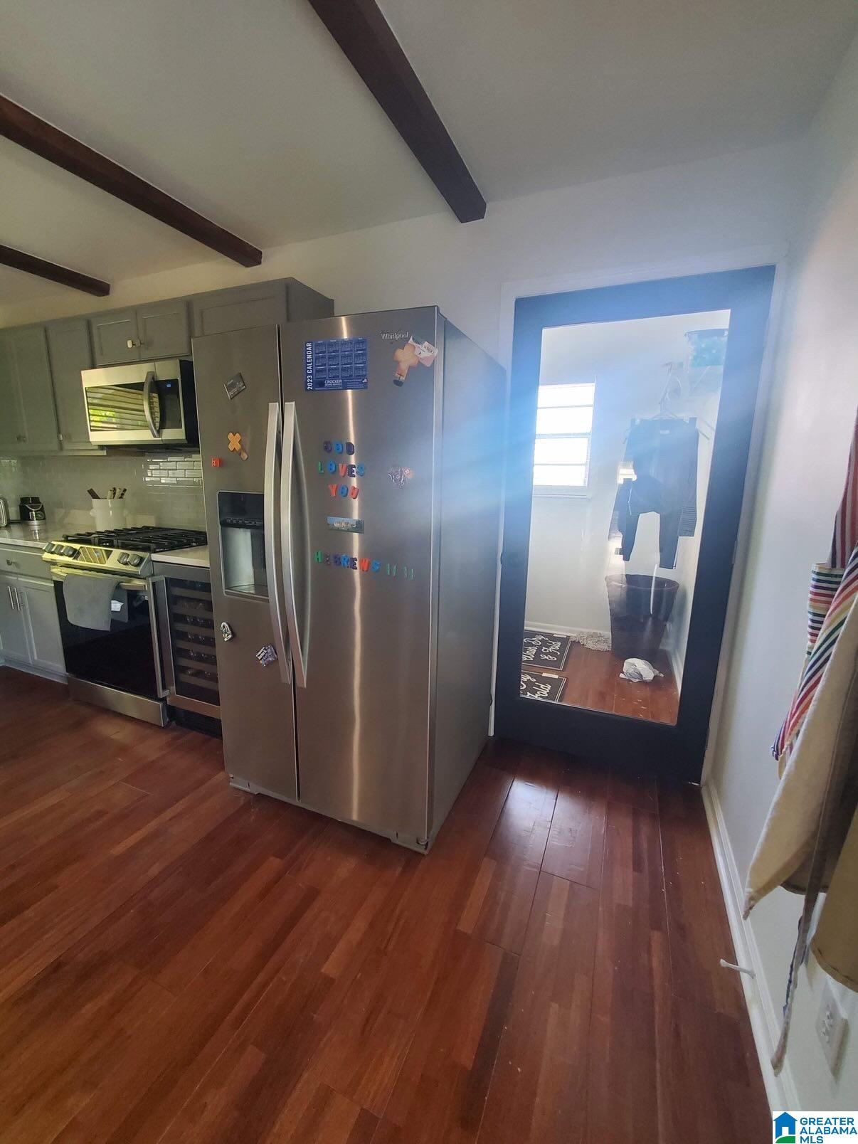 505 10TH TERRACE W