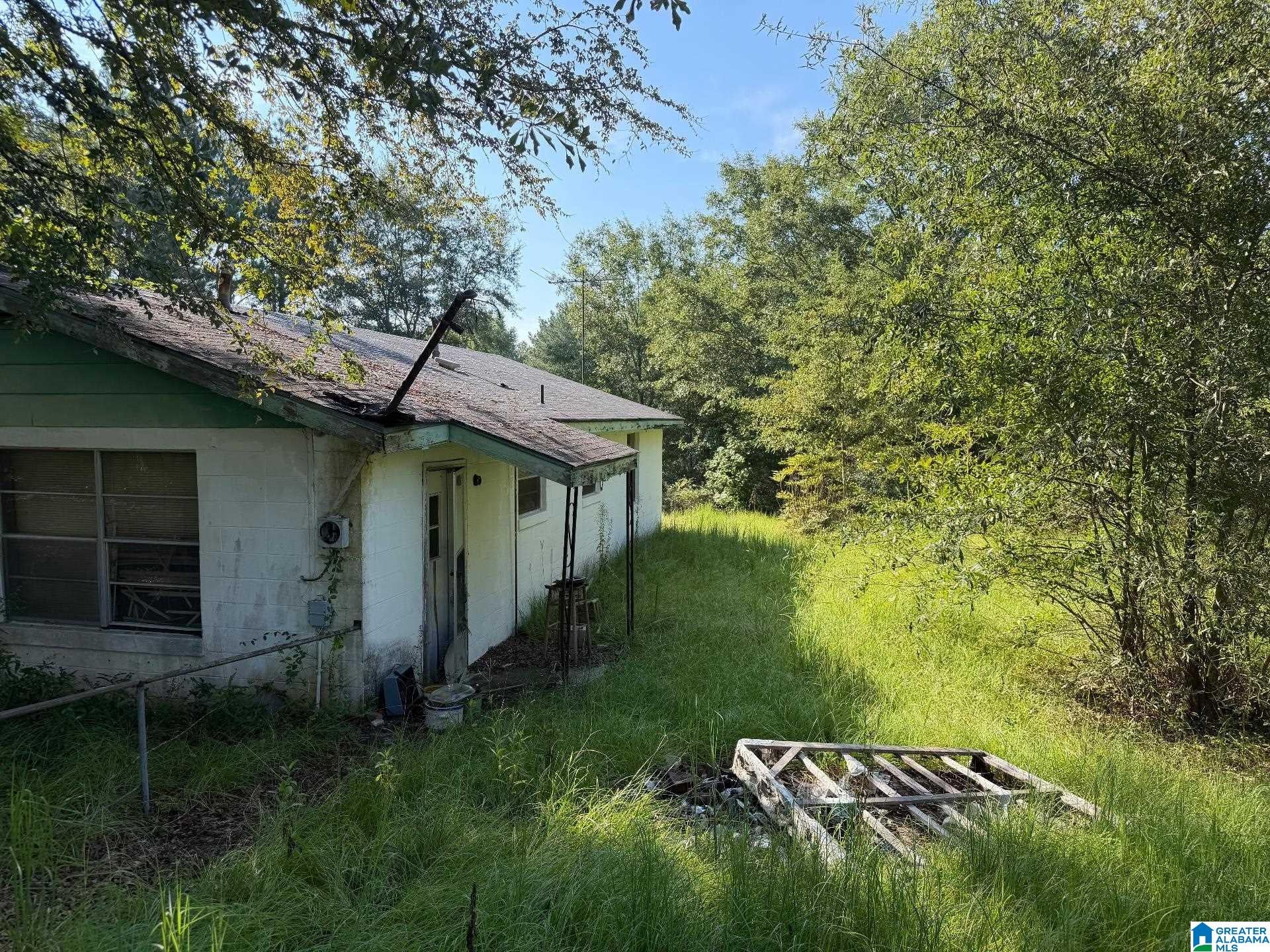 98 IRIS LANE