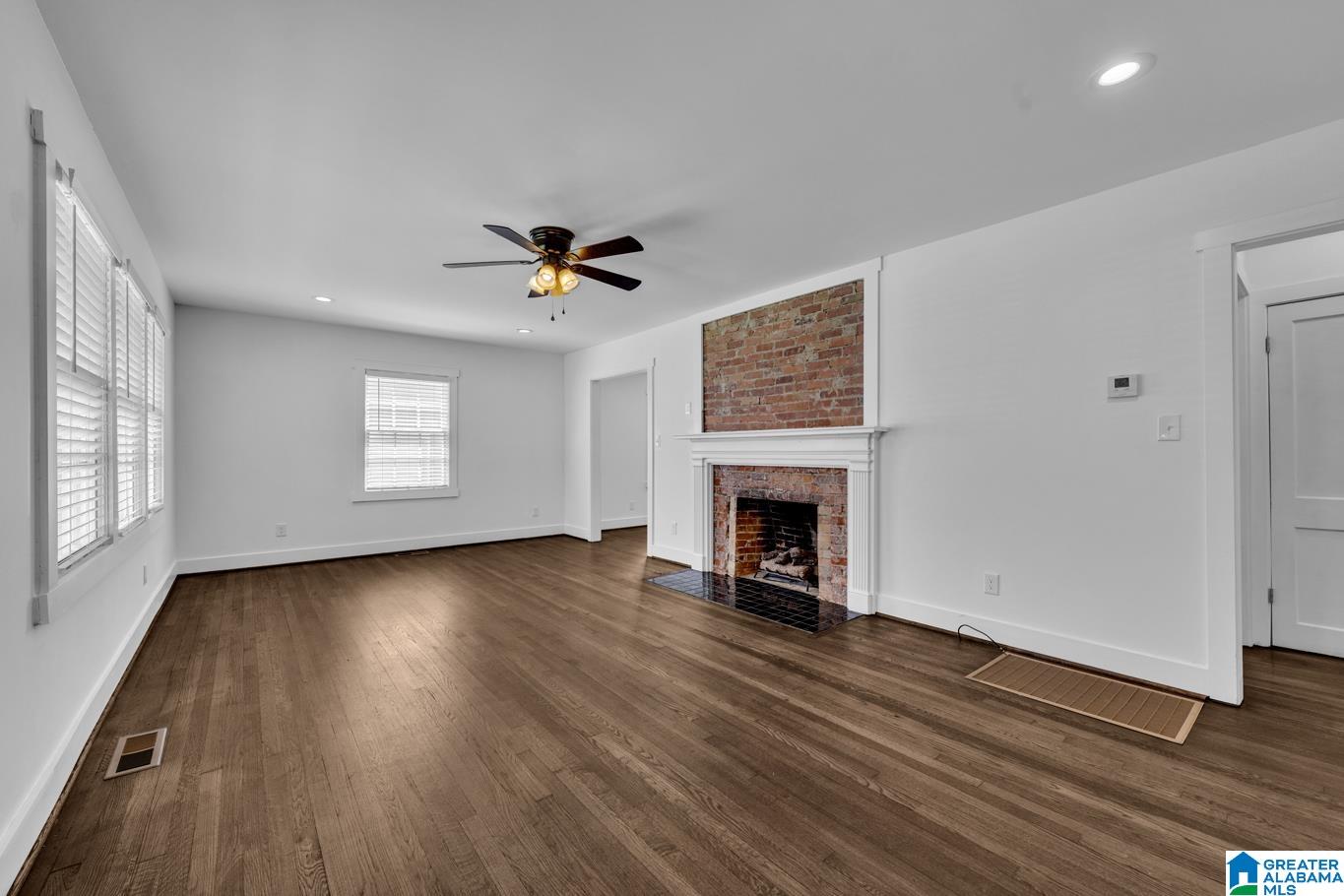 305 STERRETT AVENUE