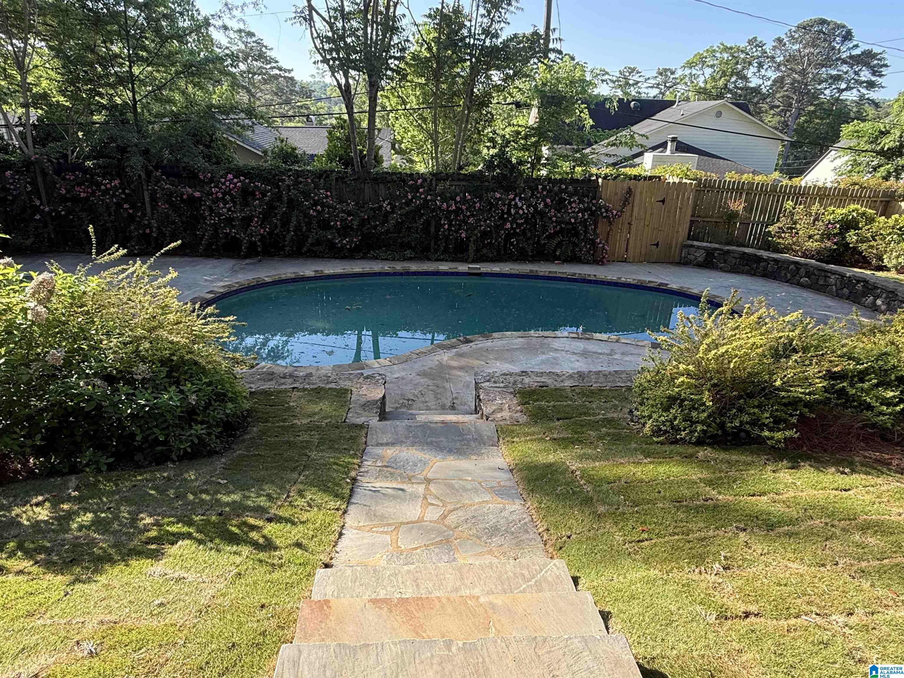 771 MONTGOMERY DRIVE