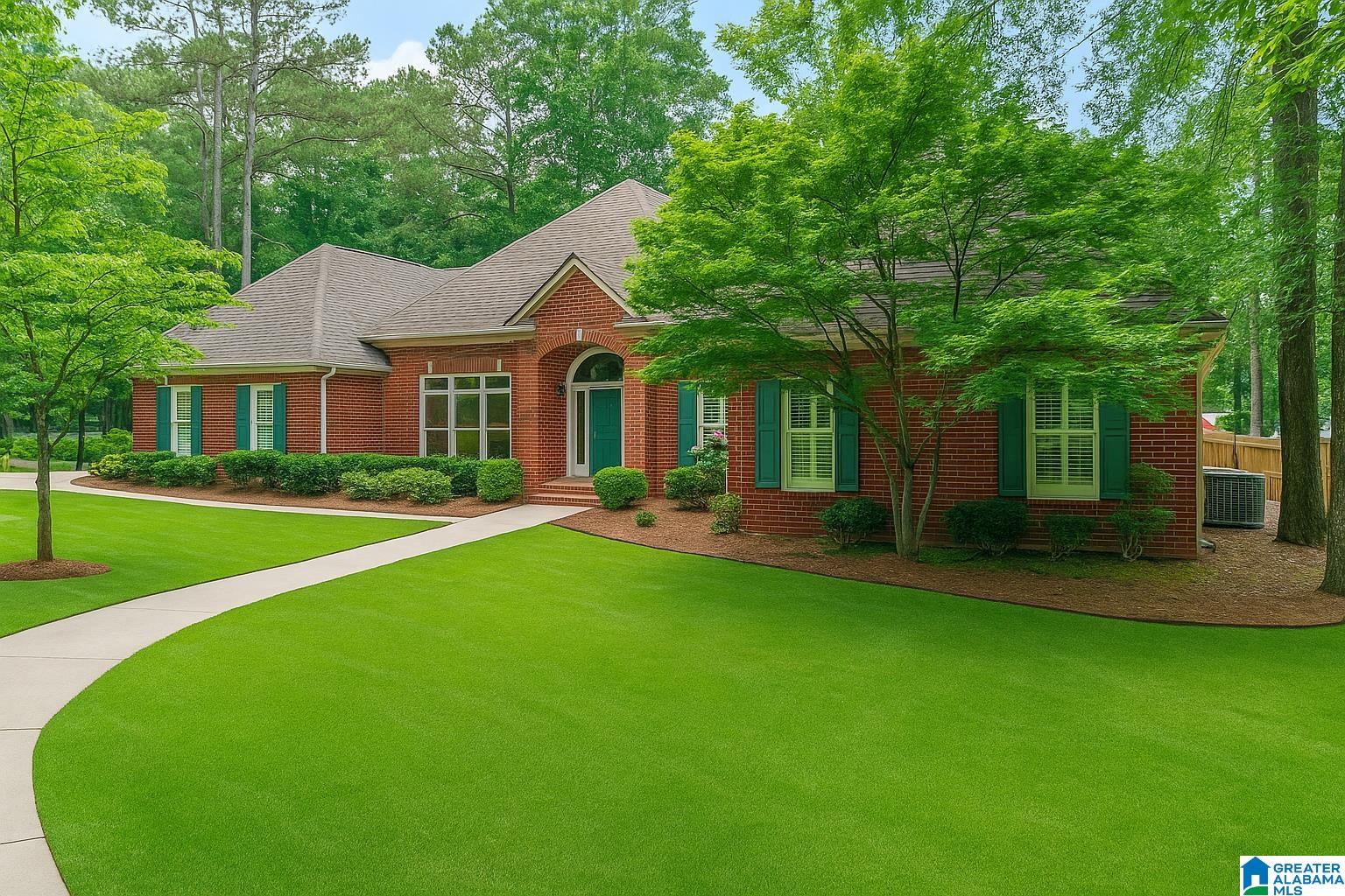 135 WEATHERLY WAY