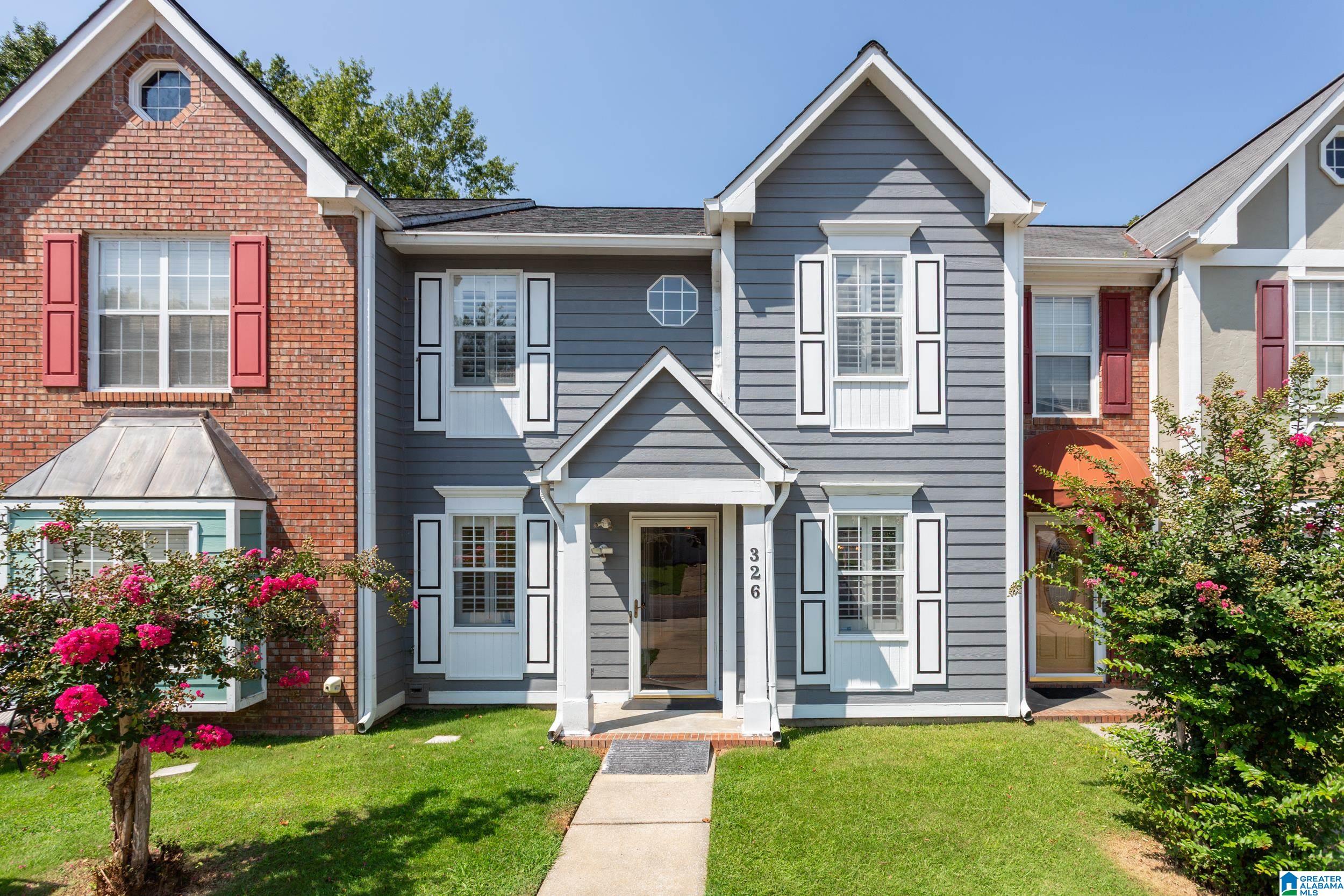326 PARK PLACE