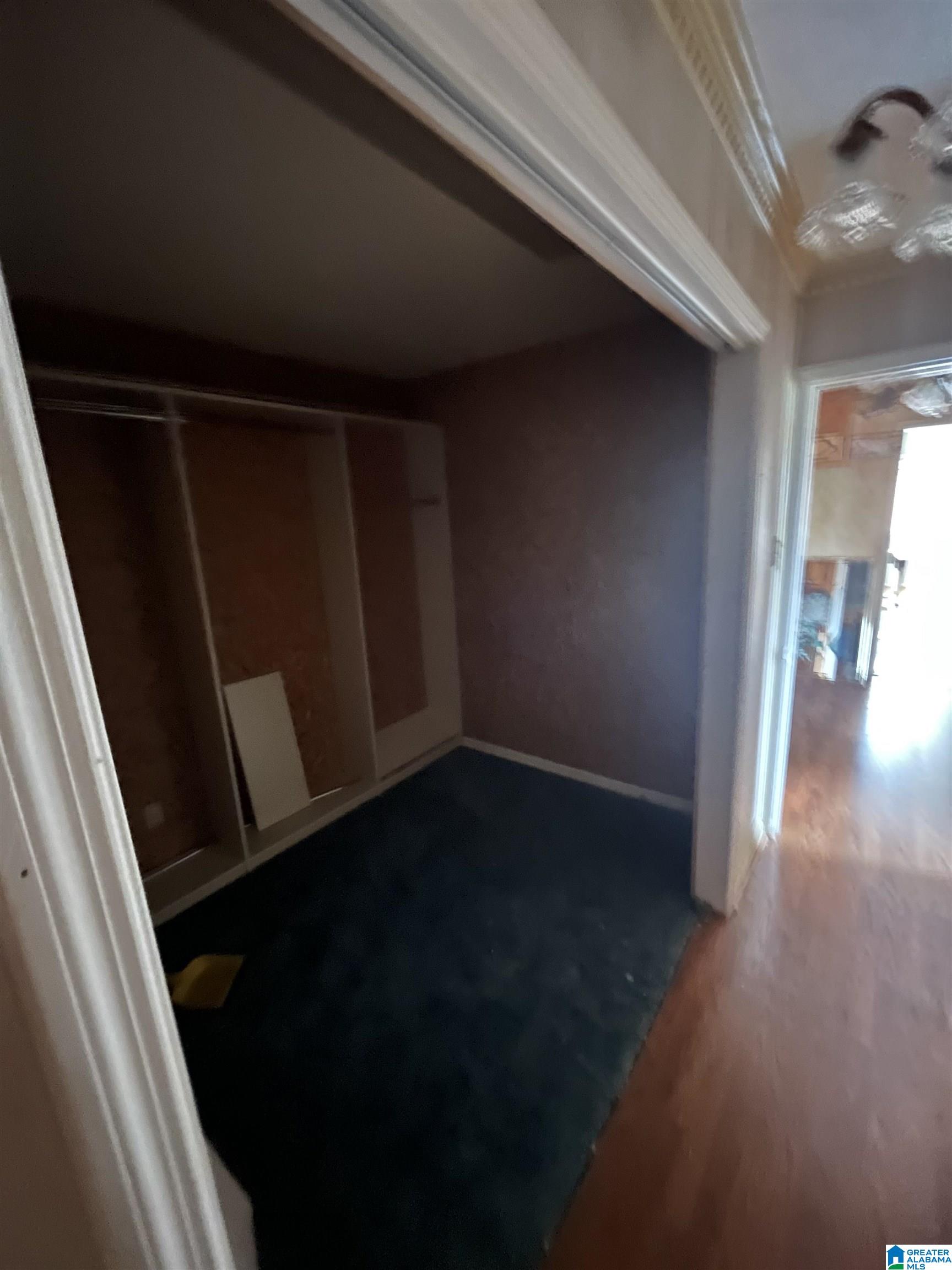 1633 BROOKFIELD LANE