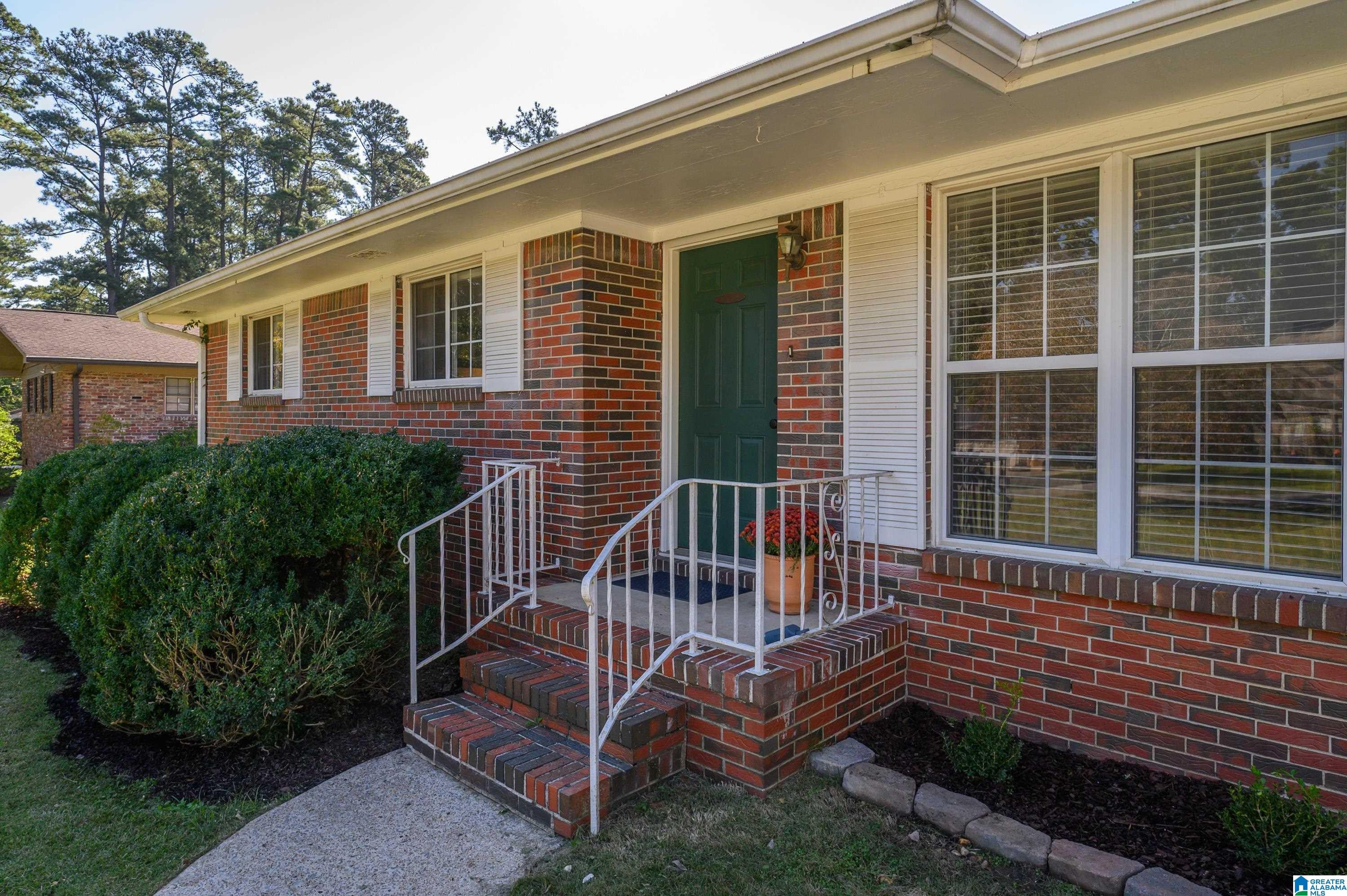 2232 HAWKSBURY LANE
