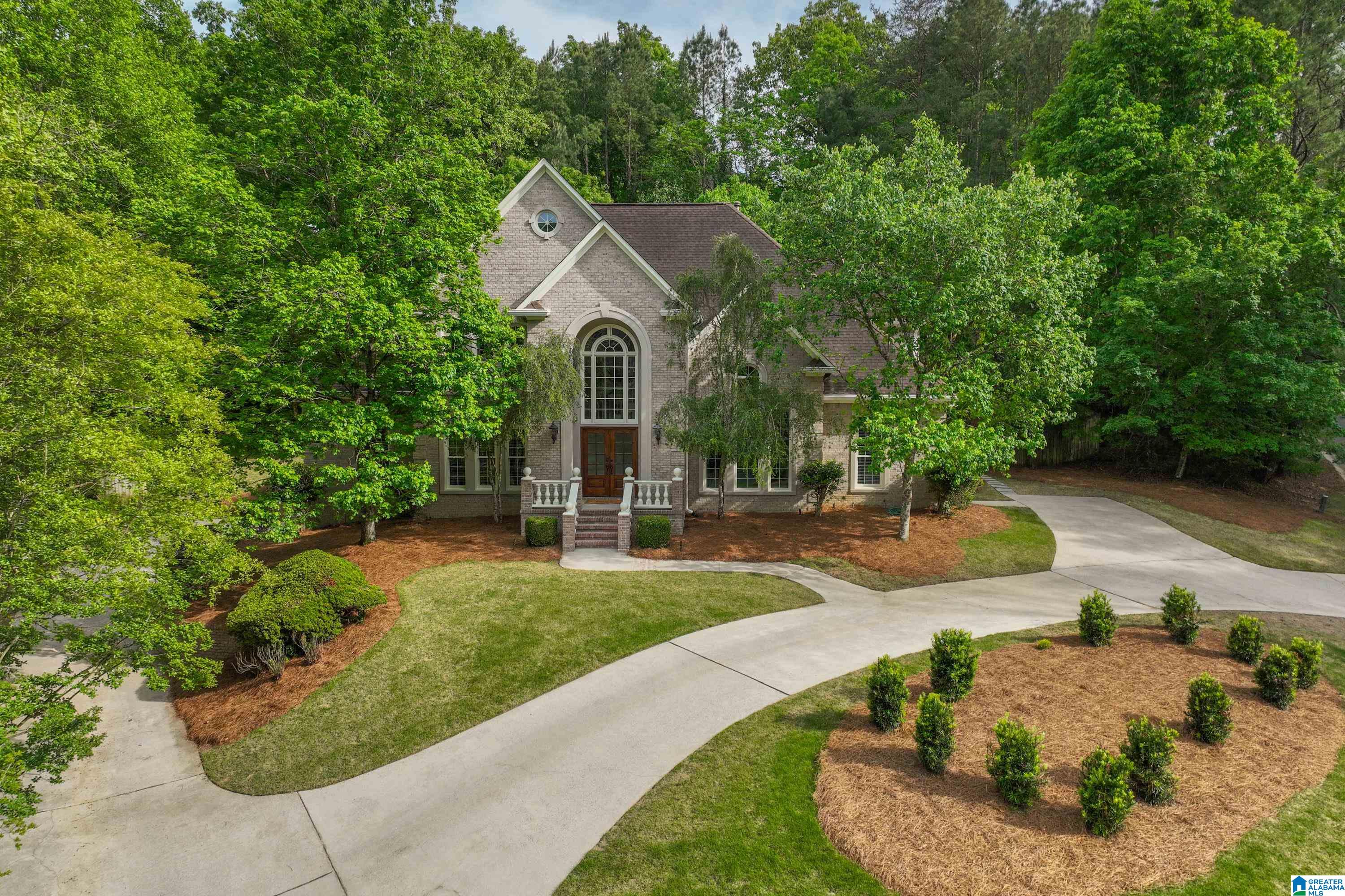 2715 STONEHAVEN PLACE