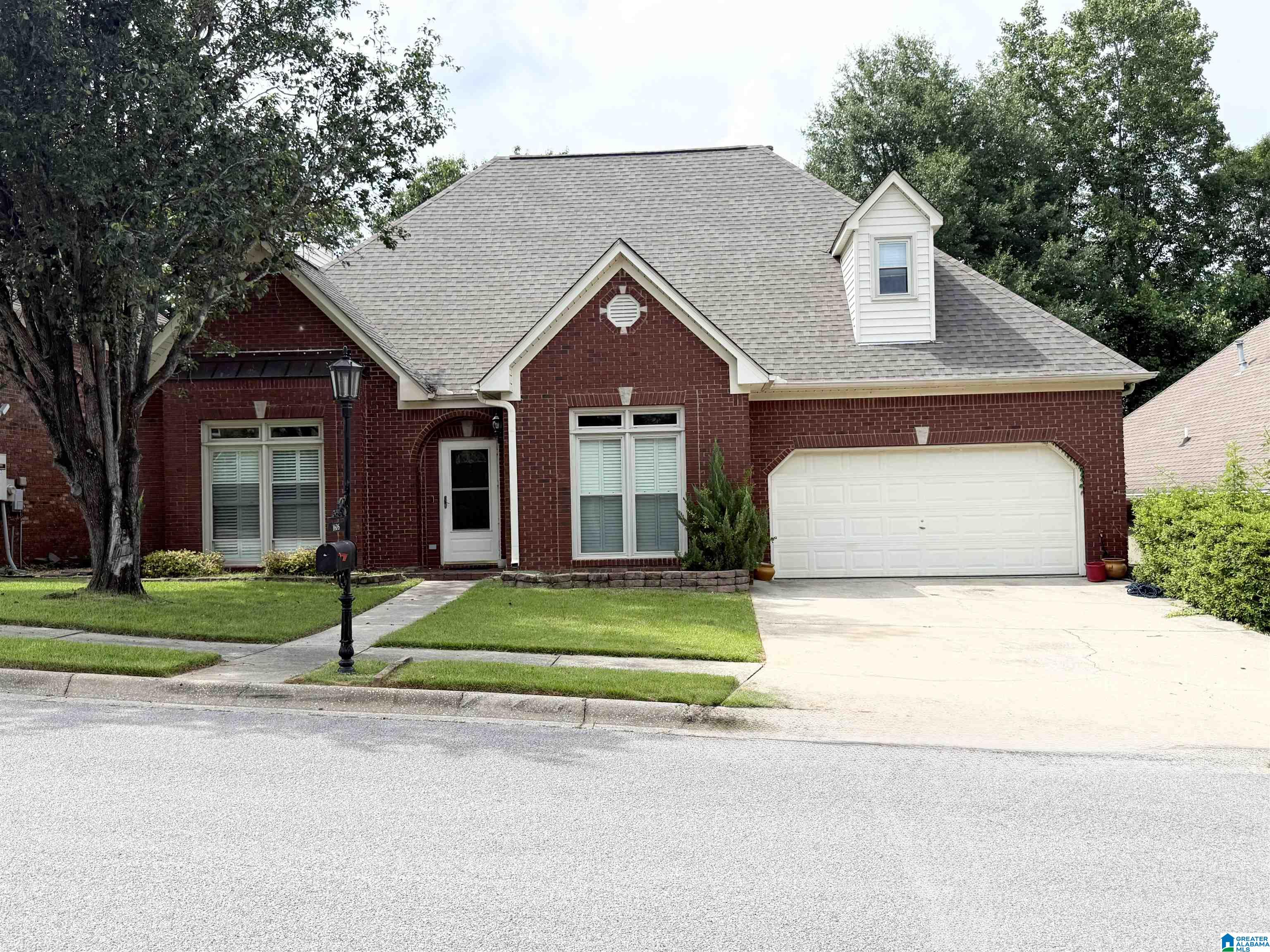Photo 1 of 25 — 1606 BENT RIVER CIRCLE, VESTAVIA HILLS, AL 35216
