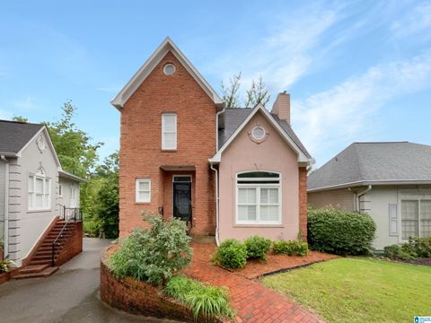 1613 CANTERBURY CIRCLE VESTAVIA HILLS AL 35243