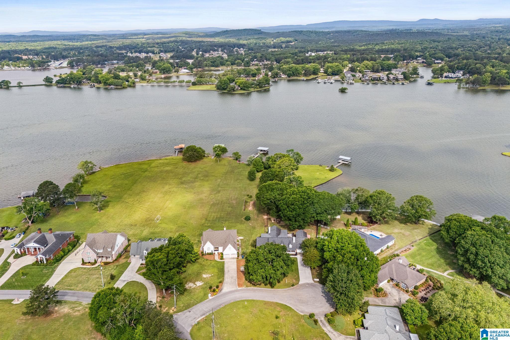 107 PINE HARBOR WAY