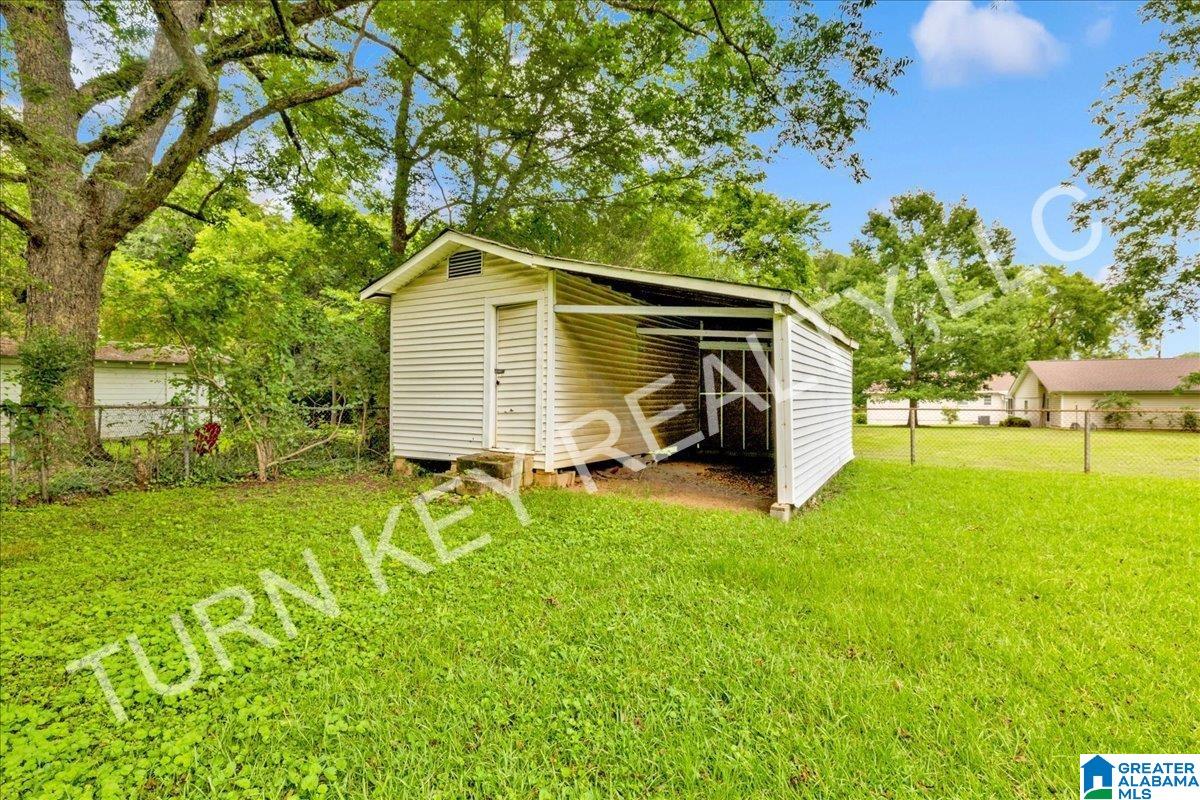 521 CRUMLEY CHAPEL ROAD Unit B