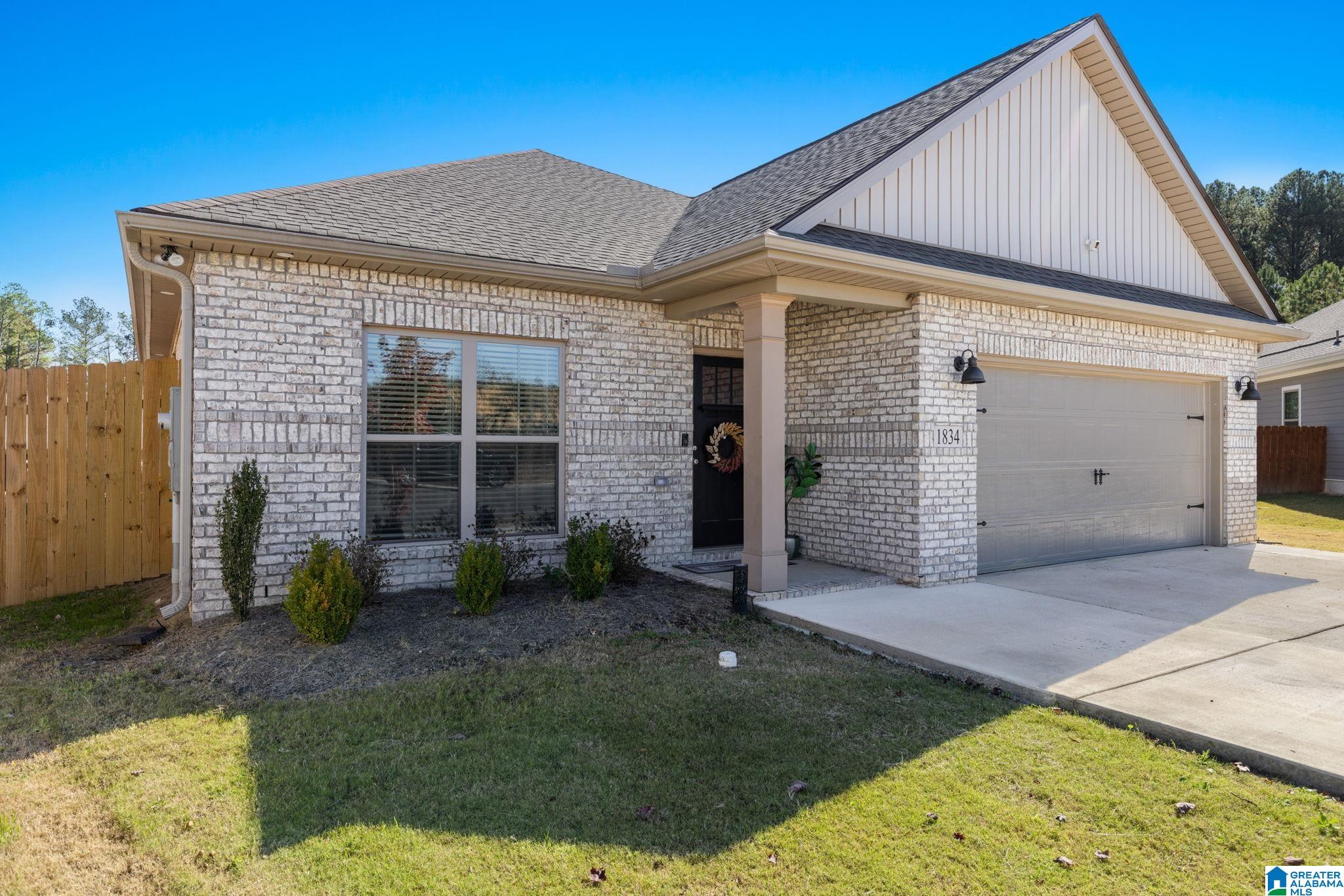 1834 SE LOEBNER LANE