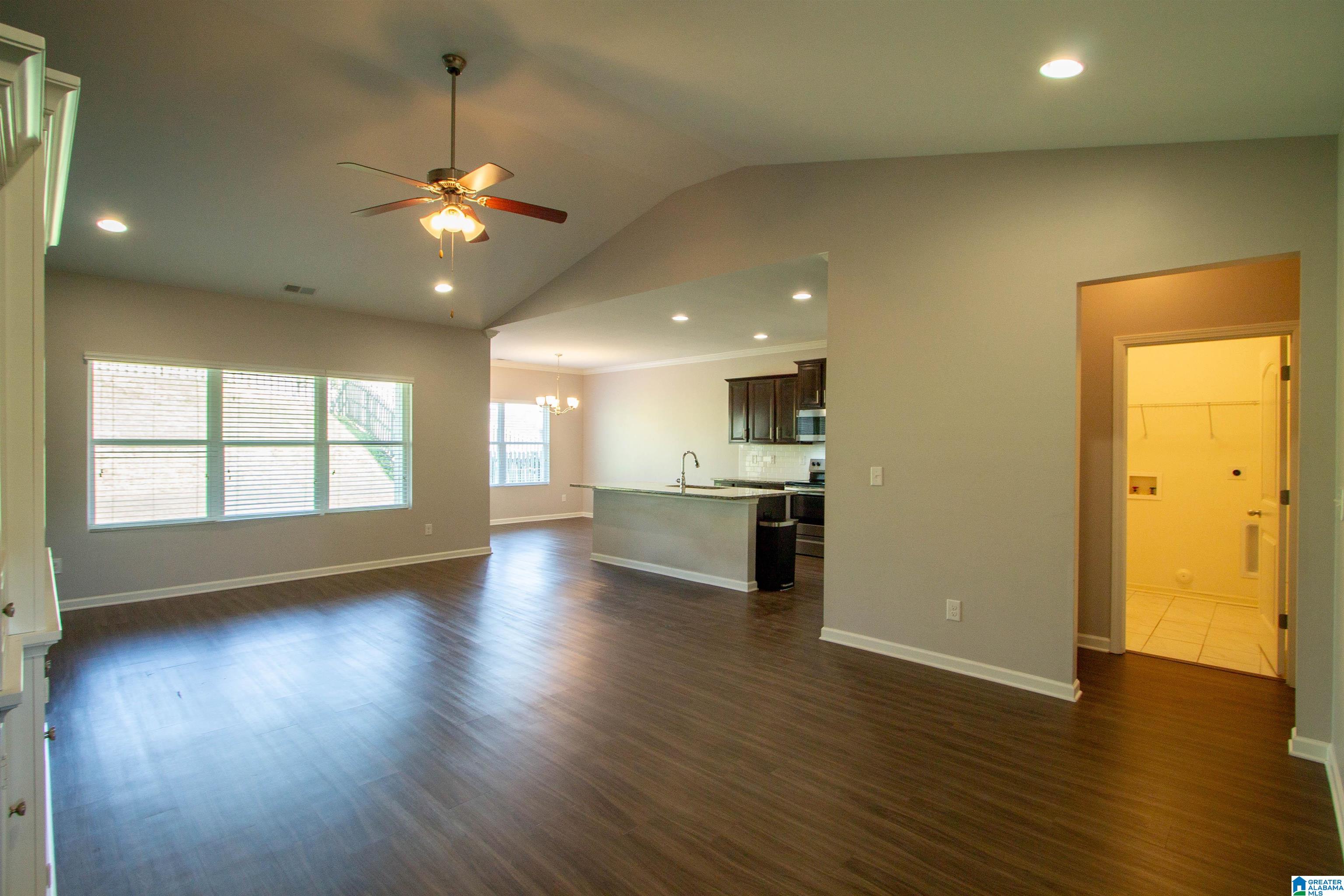 1068 ARONIMINK DRIVE