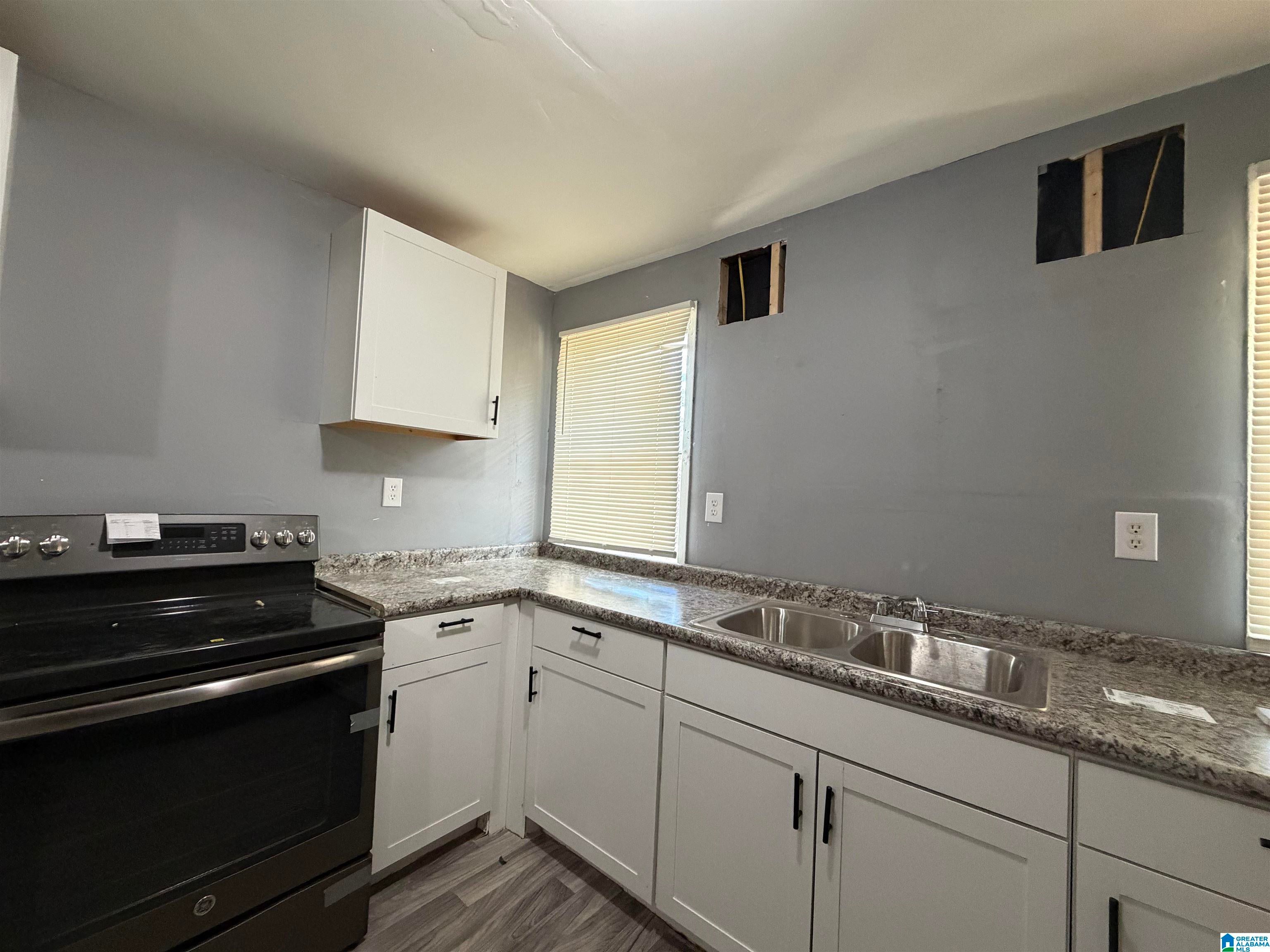 3016 33RD COURT N