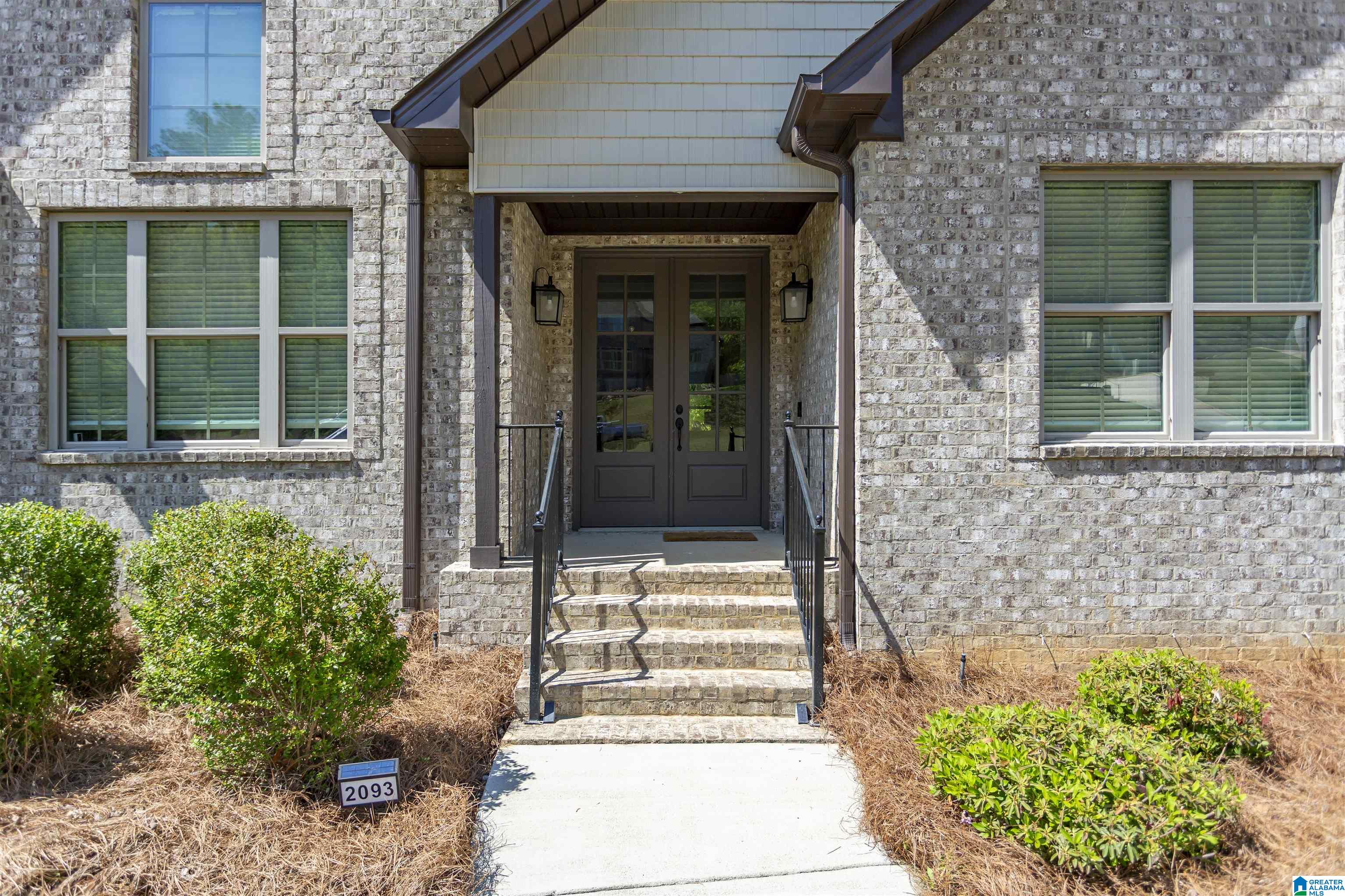 2093 GREY OAKS TERRACE