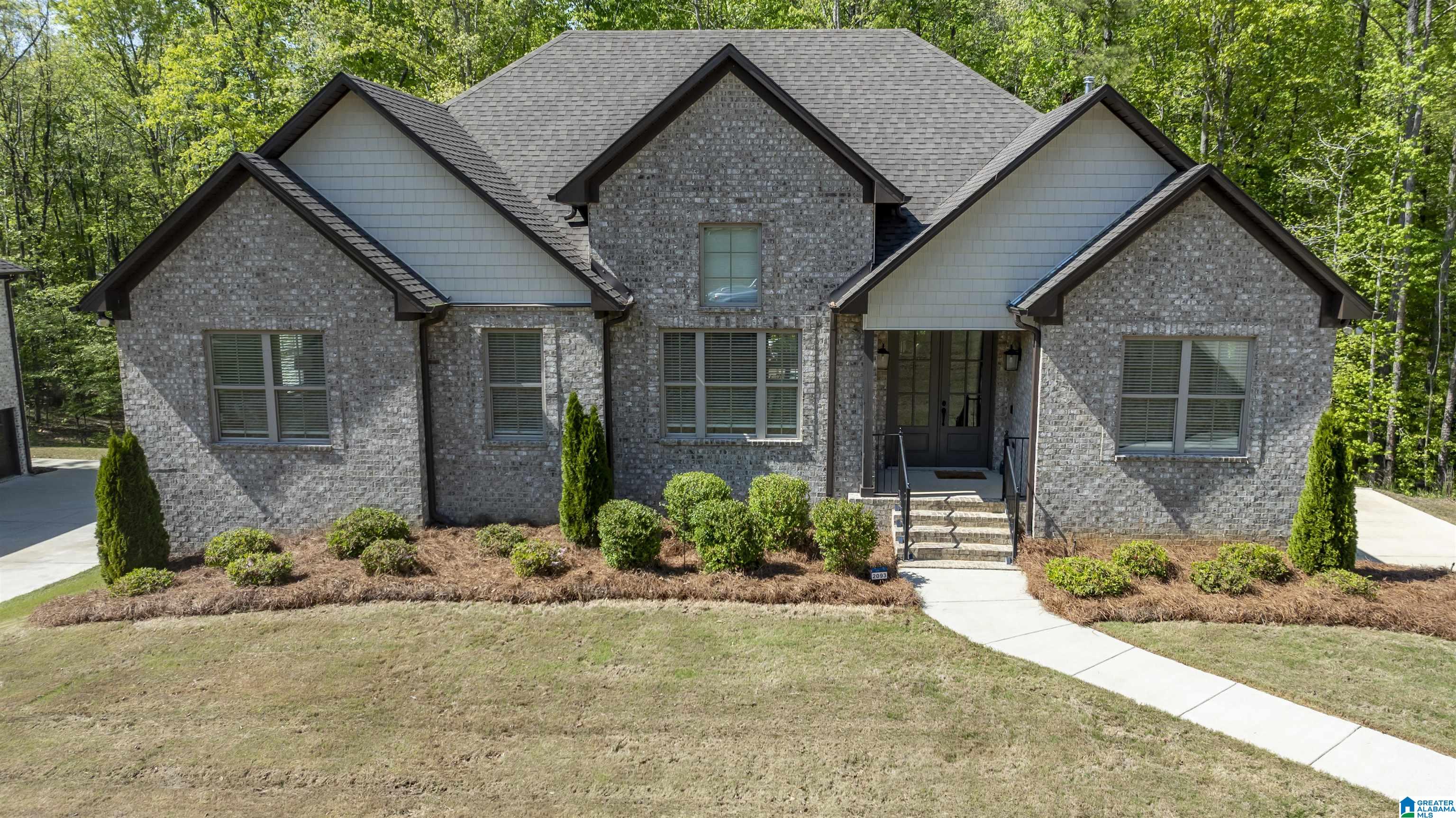 2093 GREY OAKS TERRACE