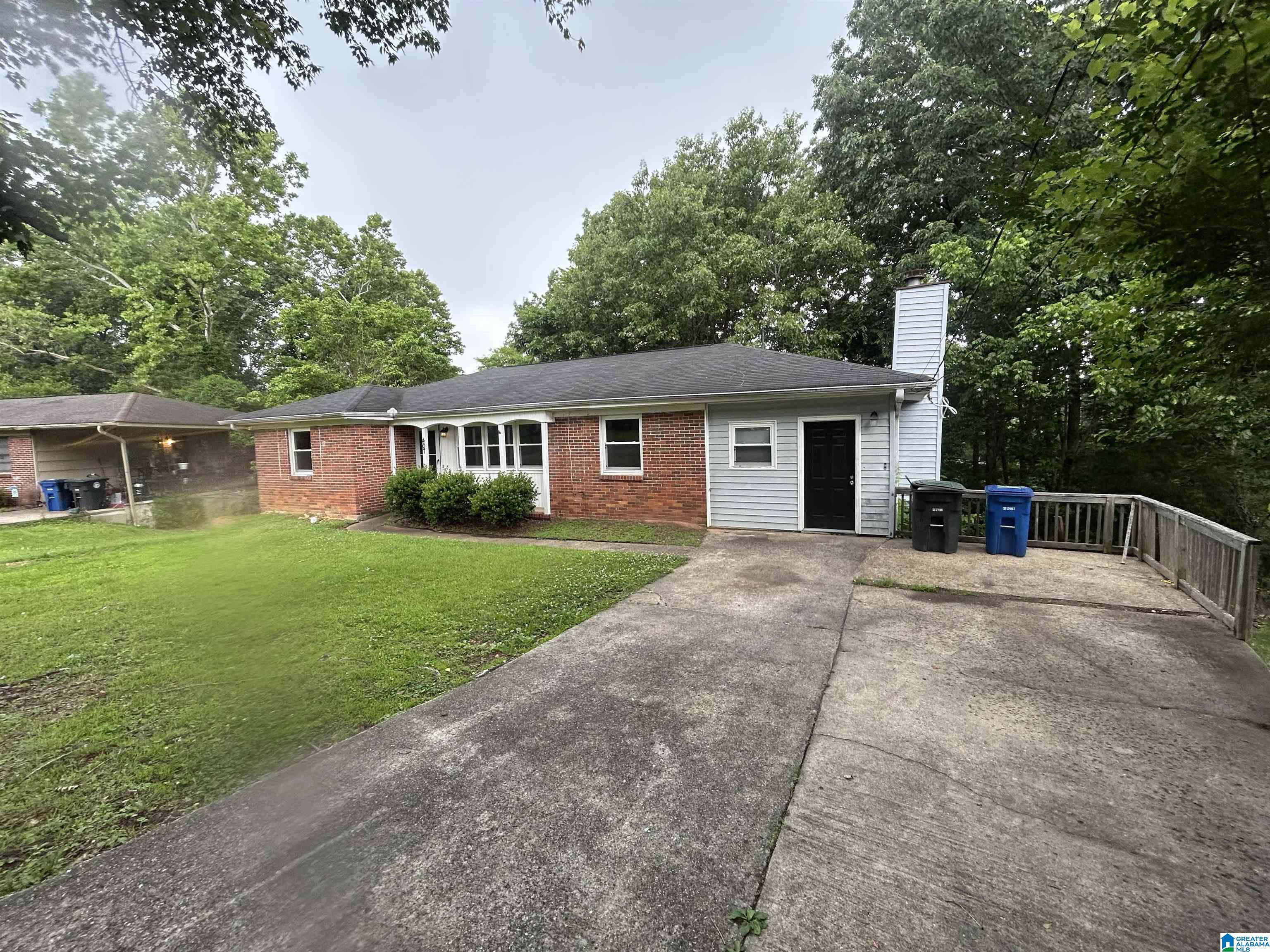 407 GLYNN DRIVE